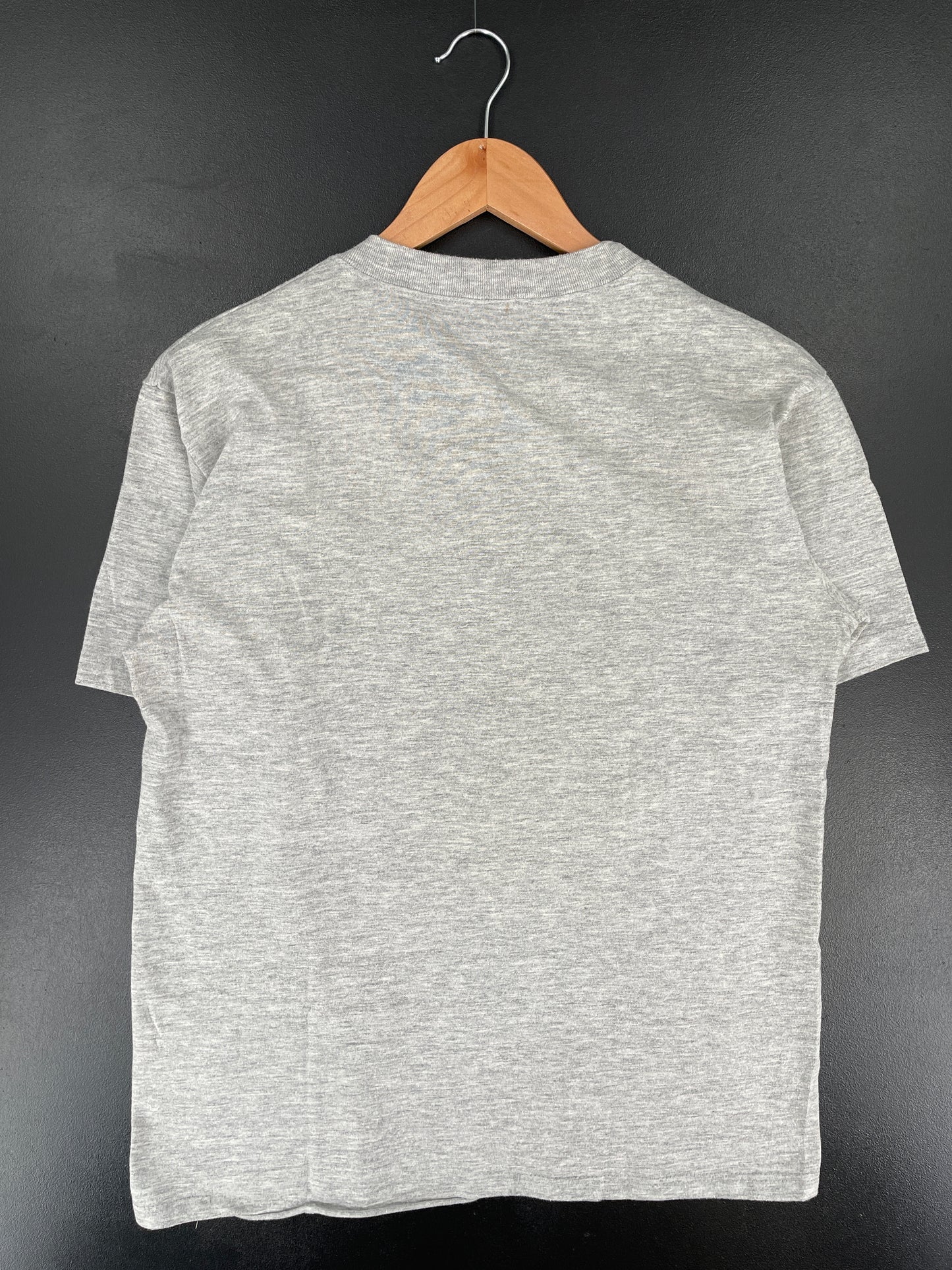 1986 BOSTON CELTICS Made in USA Size L Vintage NBA T-shirt / E8075T