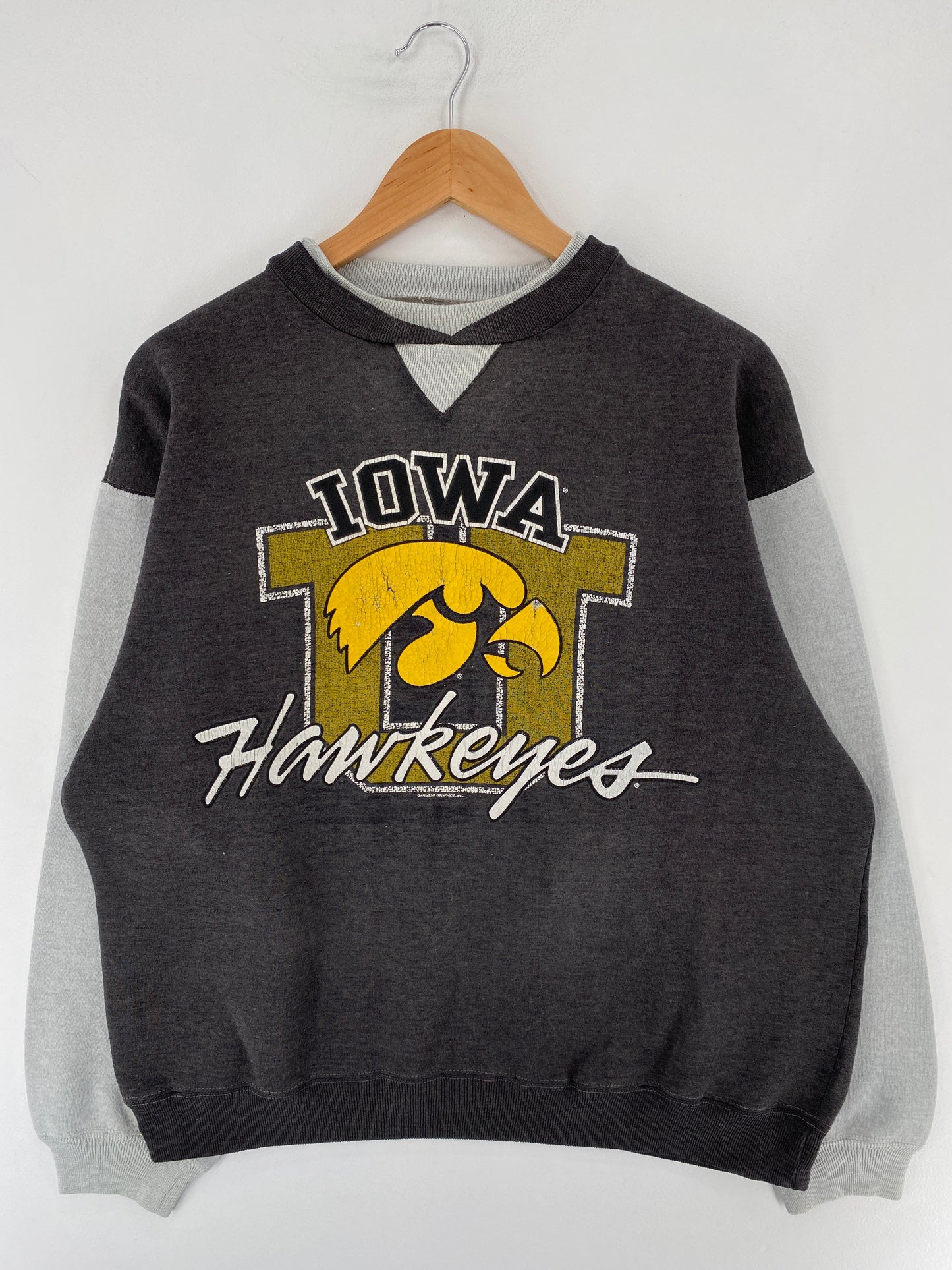 90’s IOWA HAWKEYES Size XL College Sweat-Shirts / F5454S