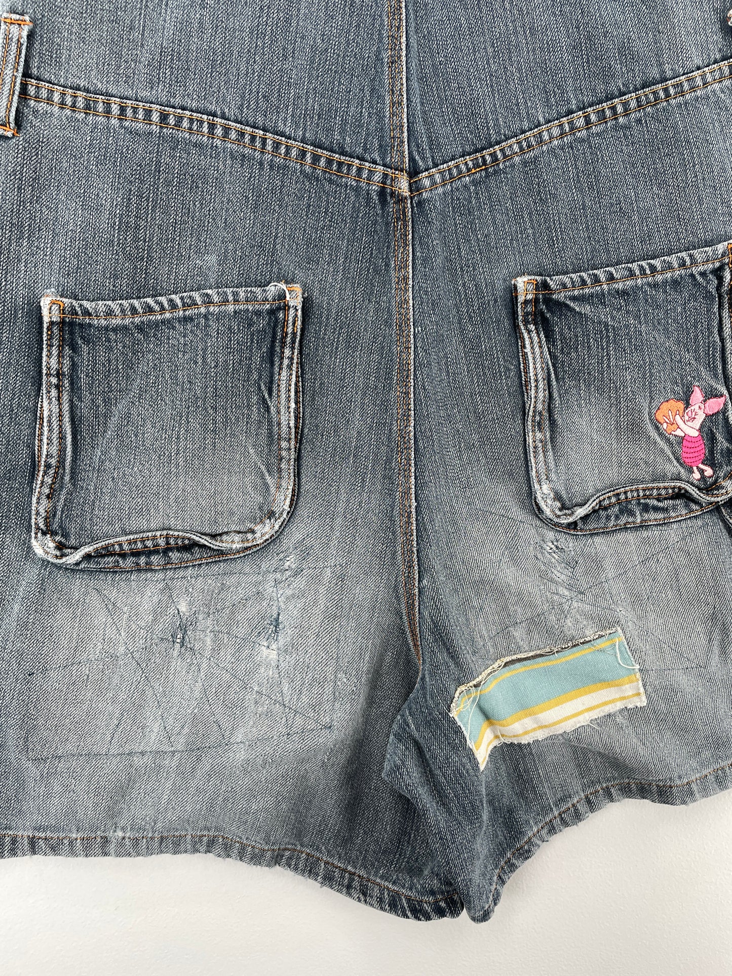 Vintage DISNEY DISNEY WINNIE THE POOH Size L Denim Overall / E7848P