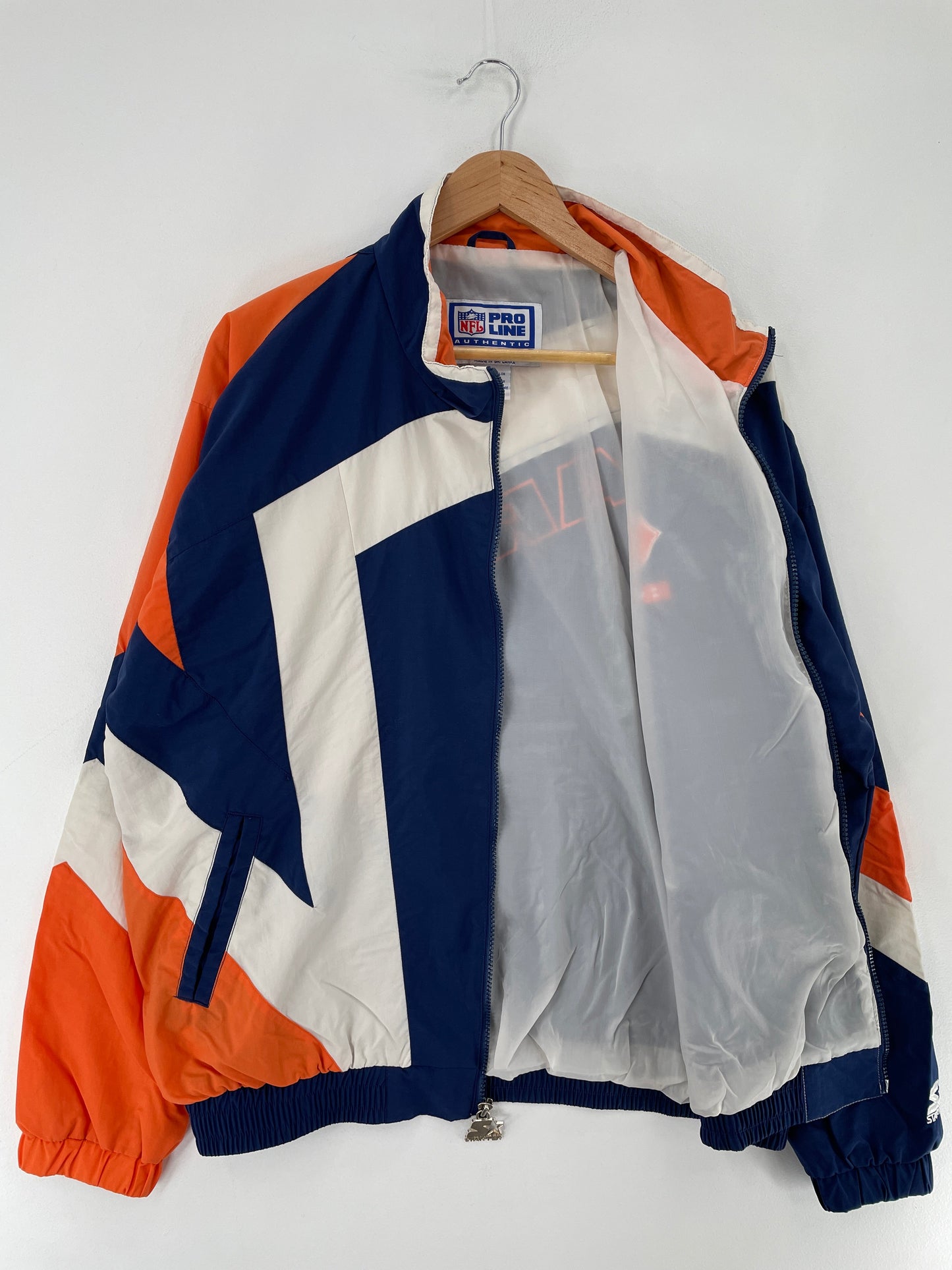 90’s STARTER x CHICAGO BEARS Size L Vintage NFL Nylon Jacket / F4540N
