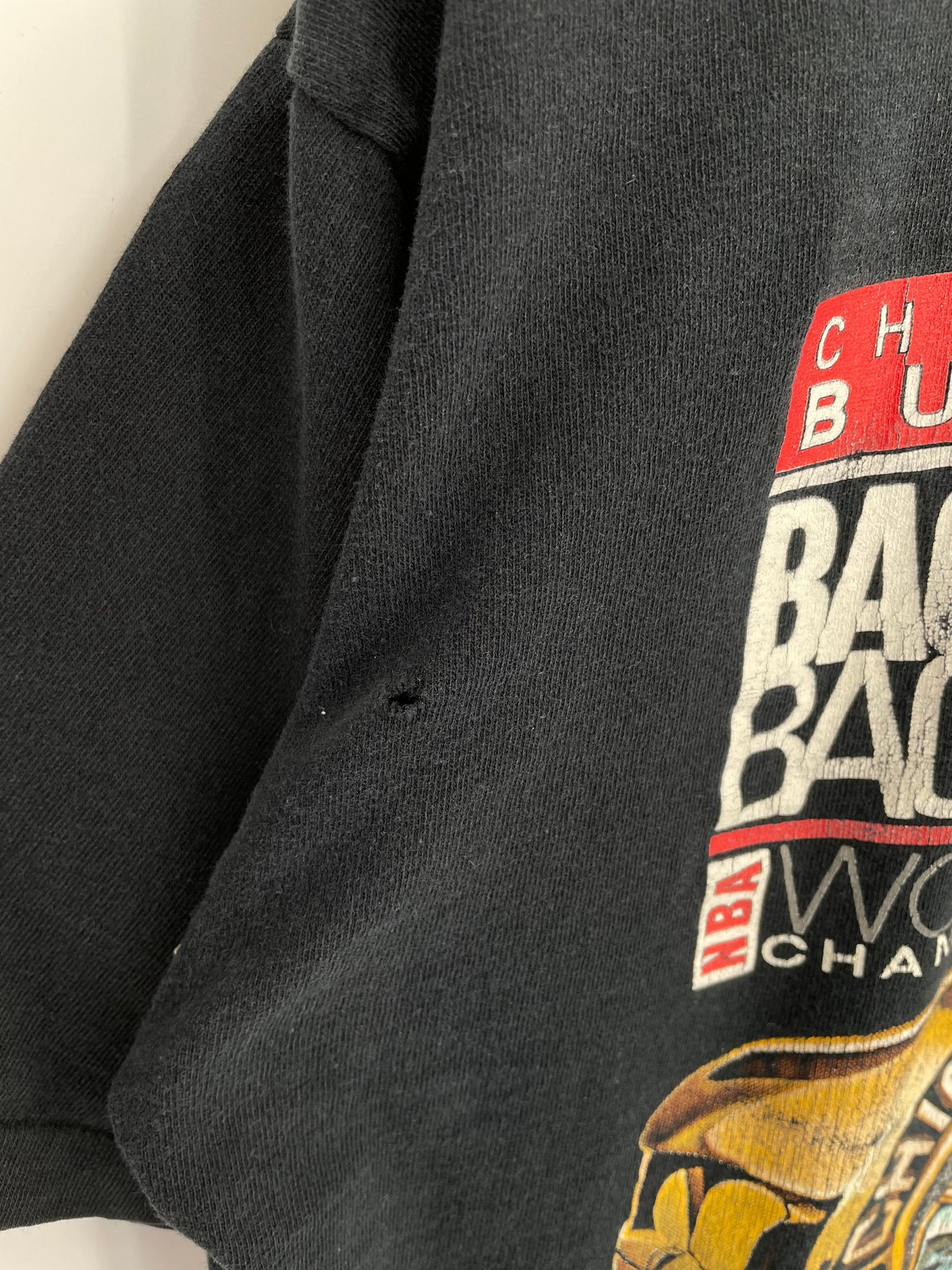 1992 CHICAGO BULLS Made in USA Size L Vintage NBA T-shirt / F8845T