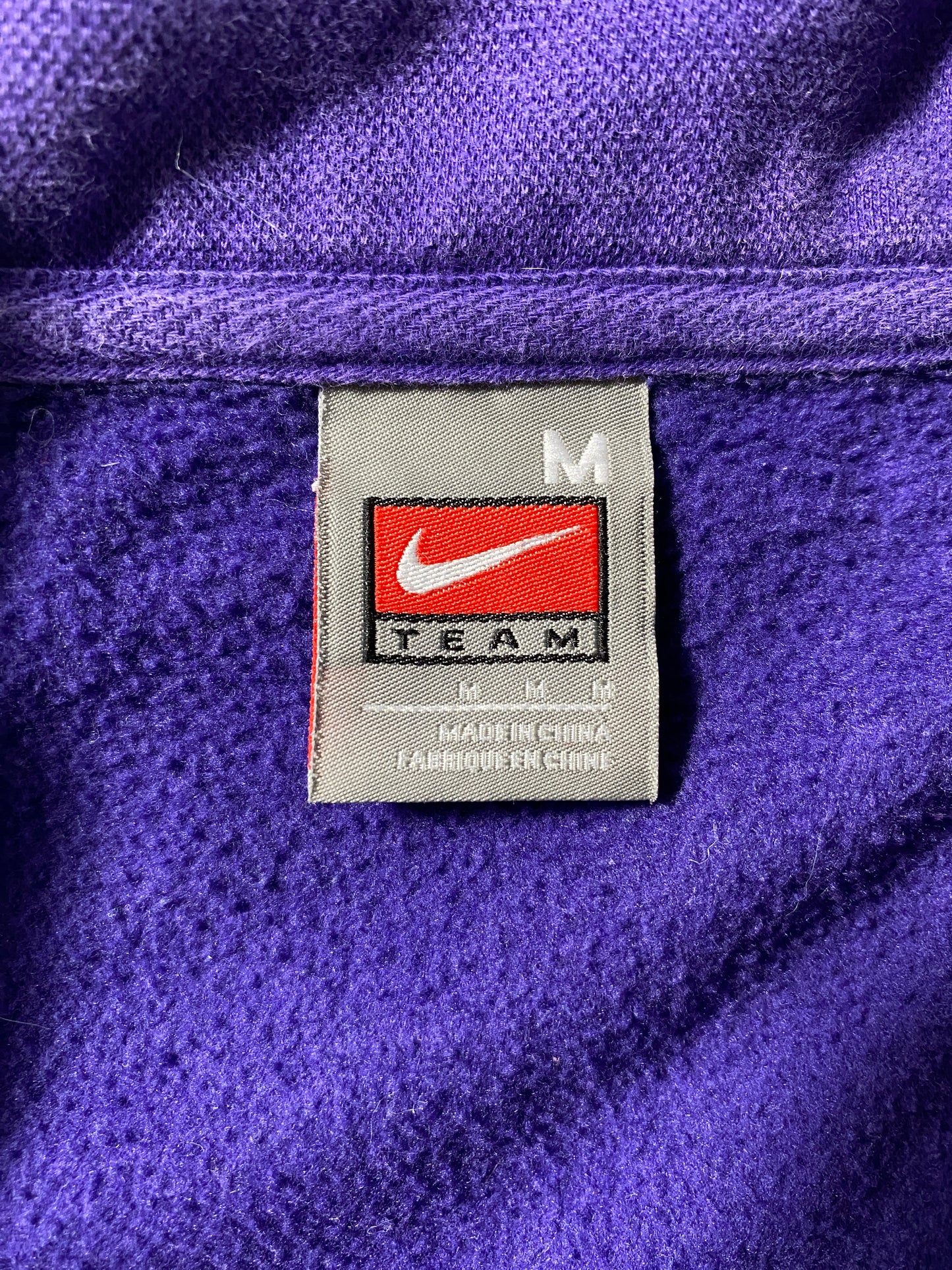 00' NIKE x IOWA Size M Vintage College Half Zip Sweat-Shirt / E9378S