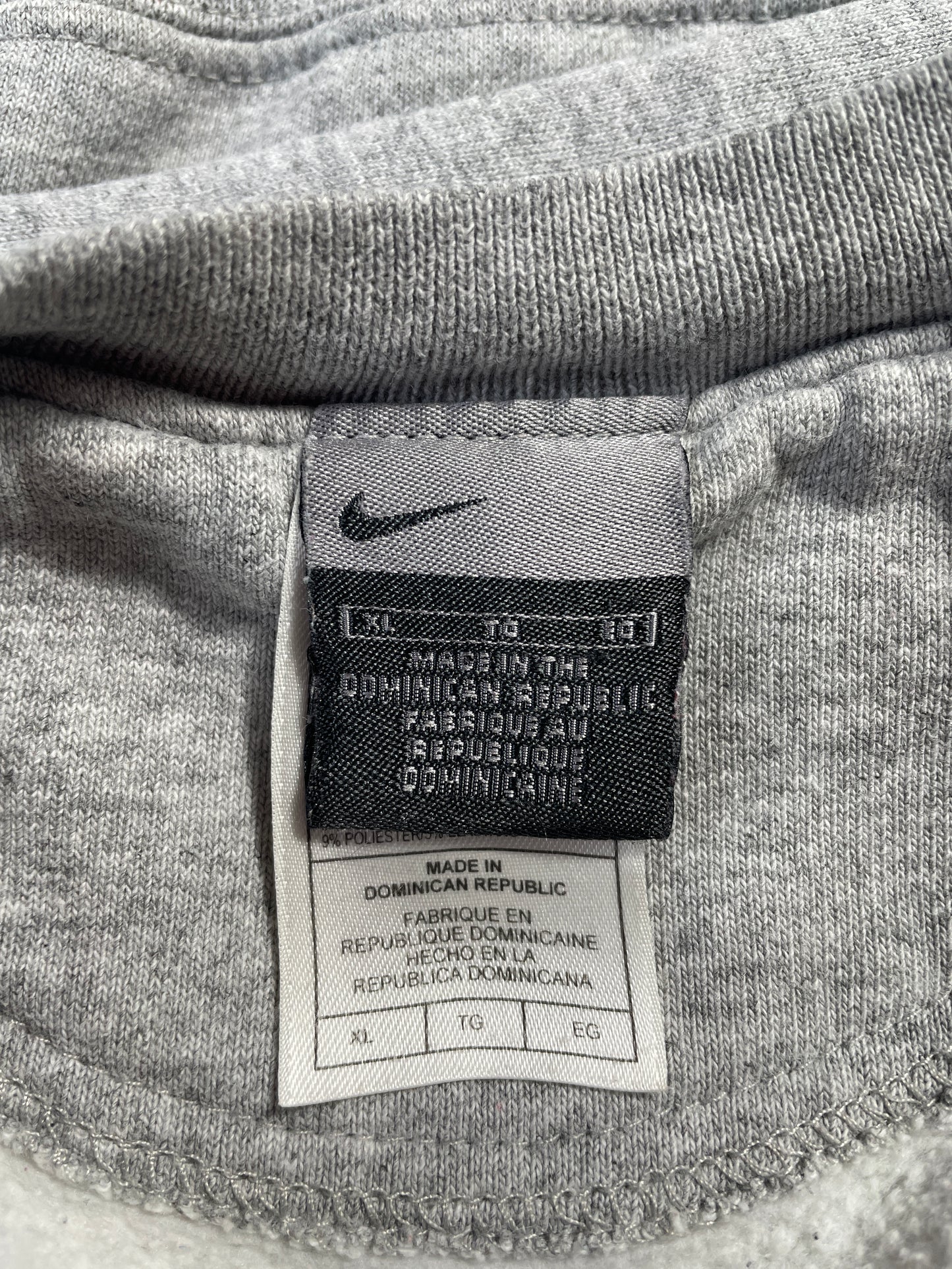 00’ NIKE x GEORGIA BASKETBALL Size XL Vintage College Sweat-Shirt / E7400S