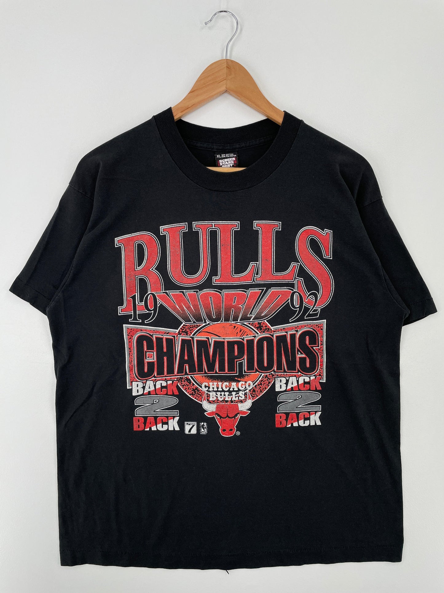 1992 CHICAGO BULLS Made in USA Size XL Vintage NBA T-Shirt / F4704S