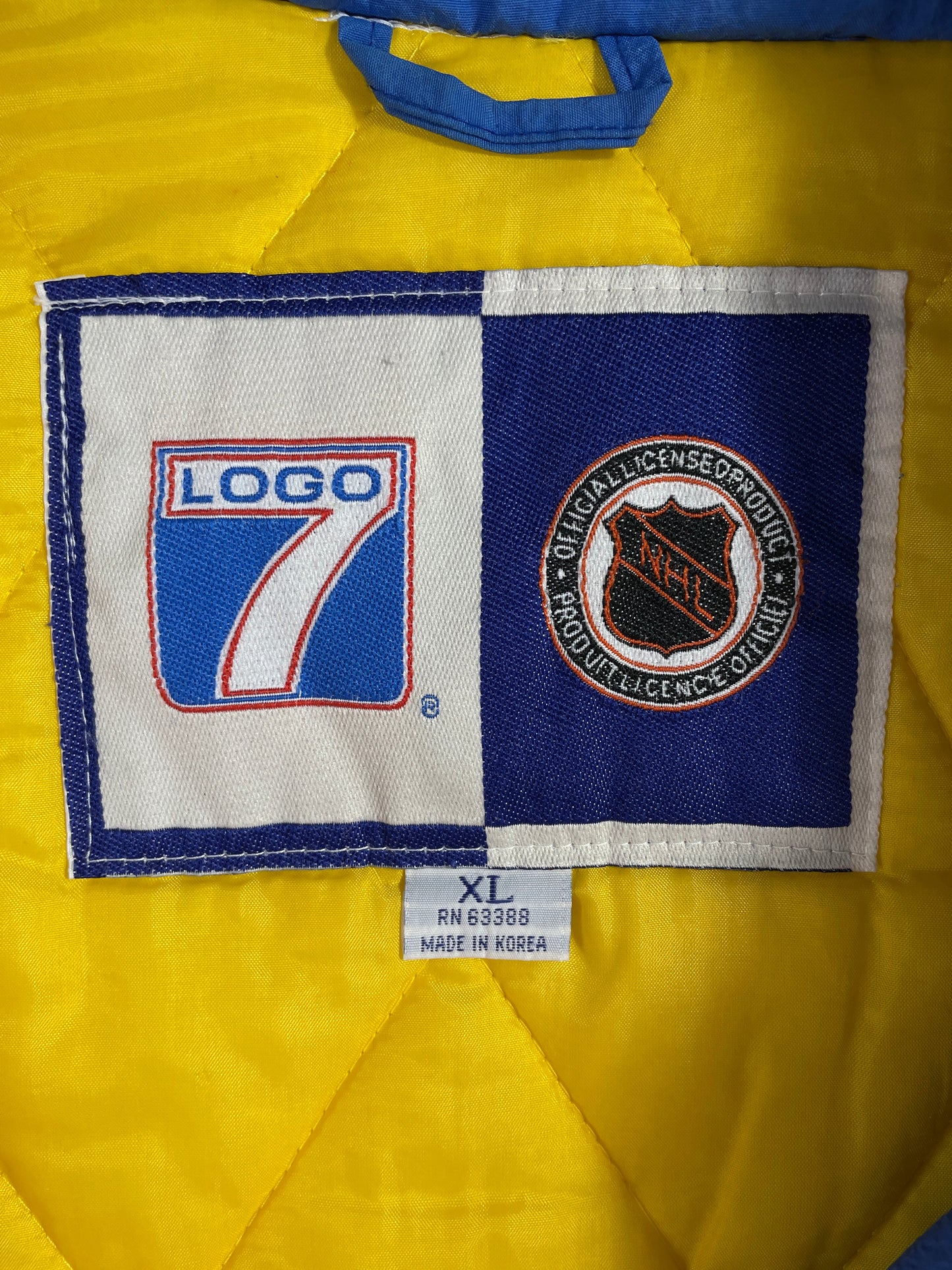 90’s ST. LOUIS BLUES Size XL NFL Padded Nylon Jacket / F4726J