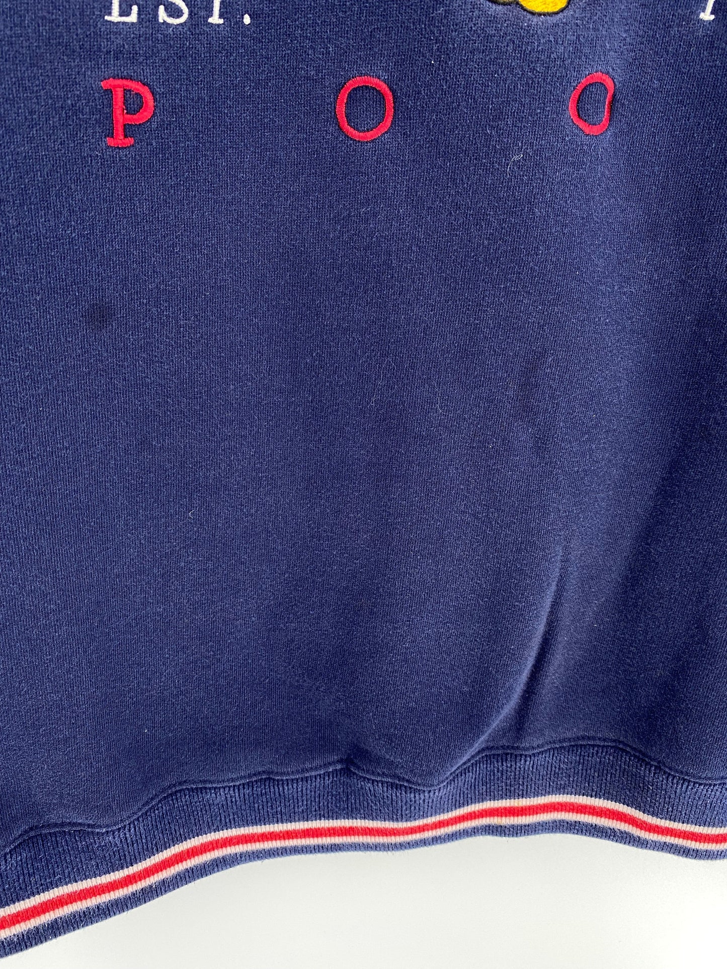 00’ DISNEY WINNIE THE POOH Size S Vintage Sweat-shirt / F5507S