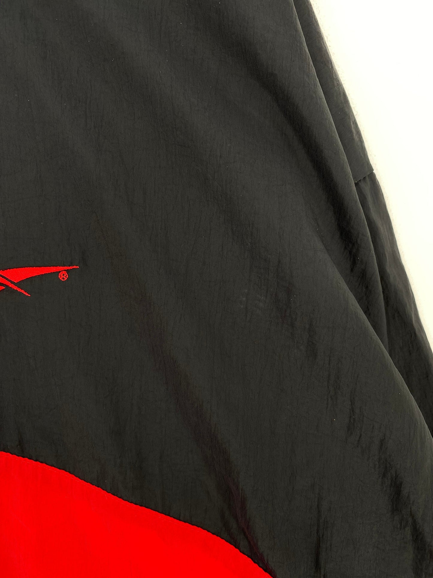 90's REEBOK Size XL Vintage Nylon Jacket / G5107N