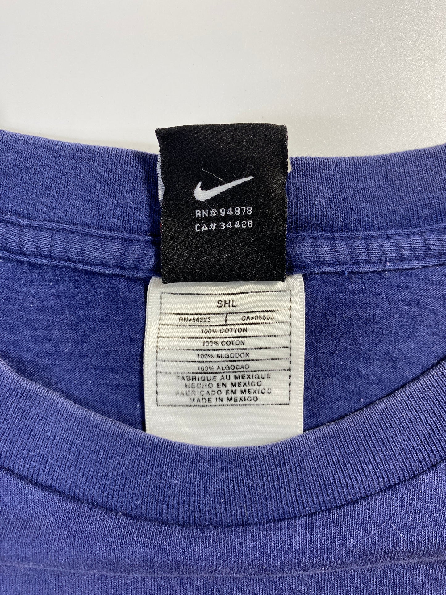 00’ NIKE Size L Vintage T-shirt / E8522T