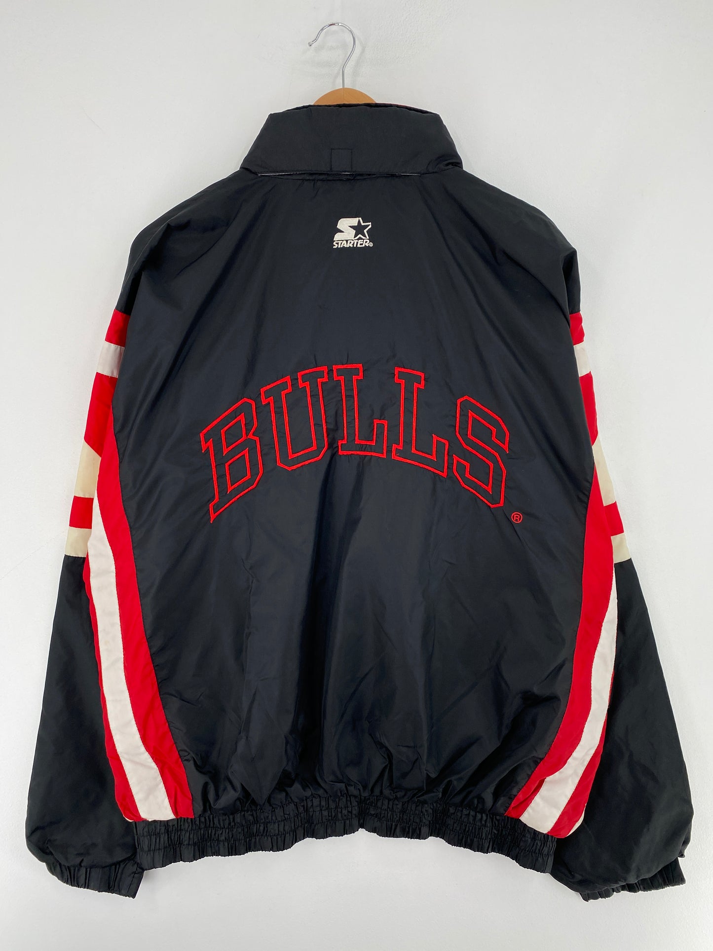 90’s STARTER X CHICAGO BULLS Size XL Vintage NBA Nylon Jacket / E9051N