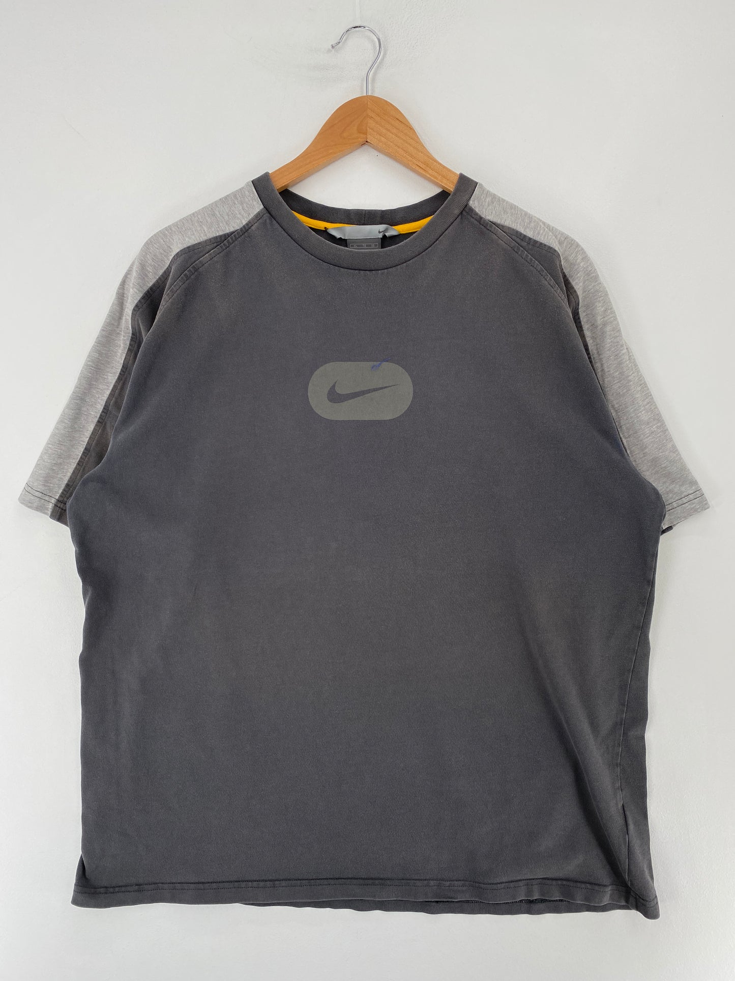 00' NIKE Size XL Vintage T-Shirt / E8854T