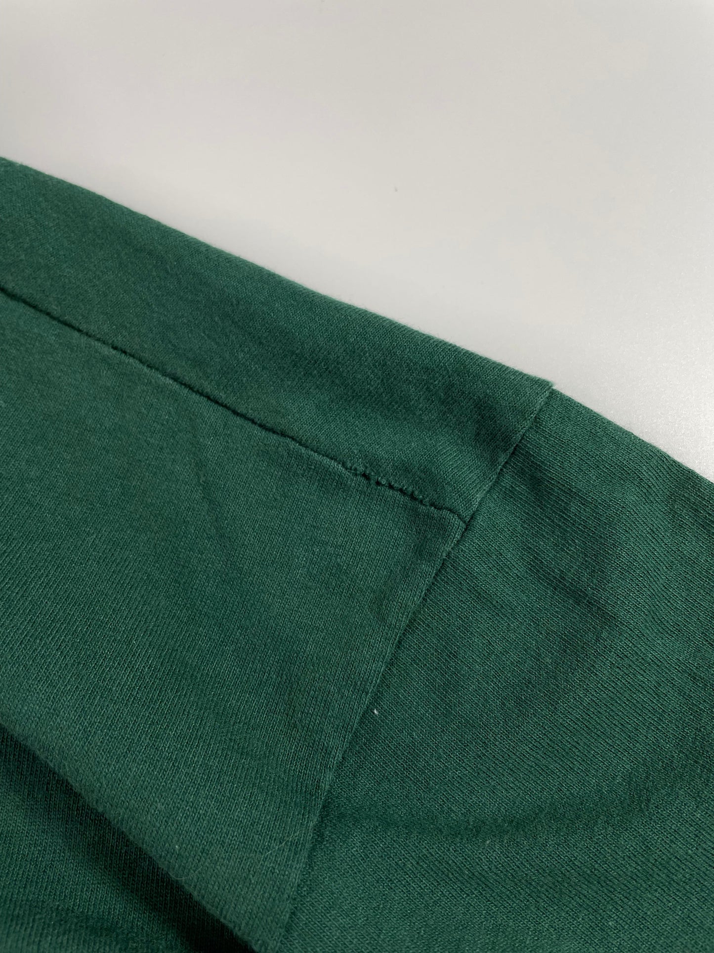 90' DISNEY MICKEY Made in USA Size S-M Vintage T-Shirt / F890T