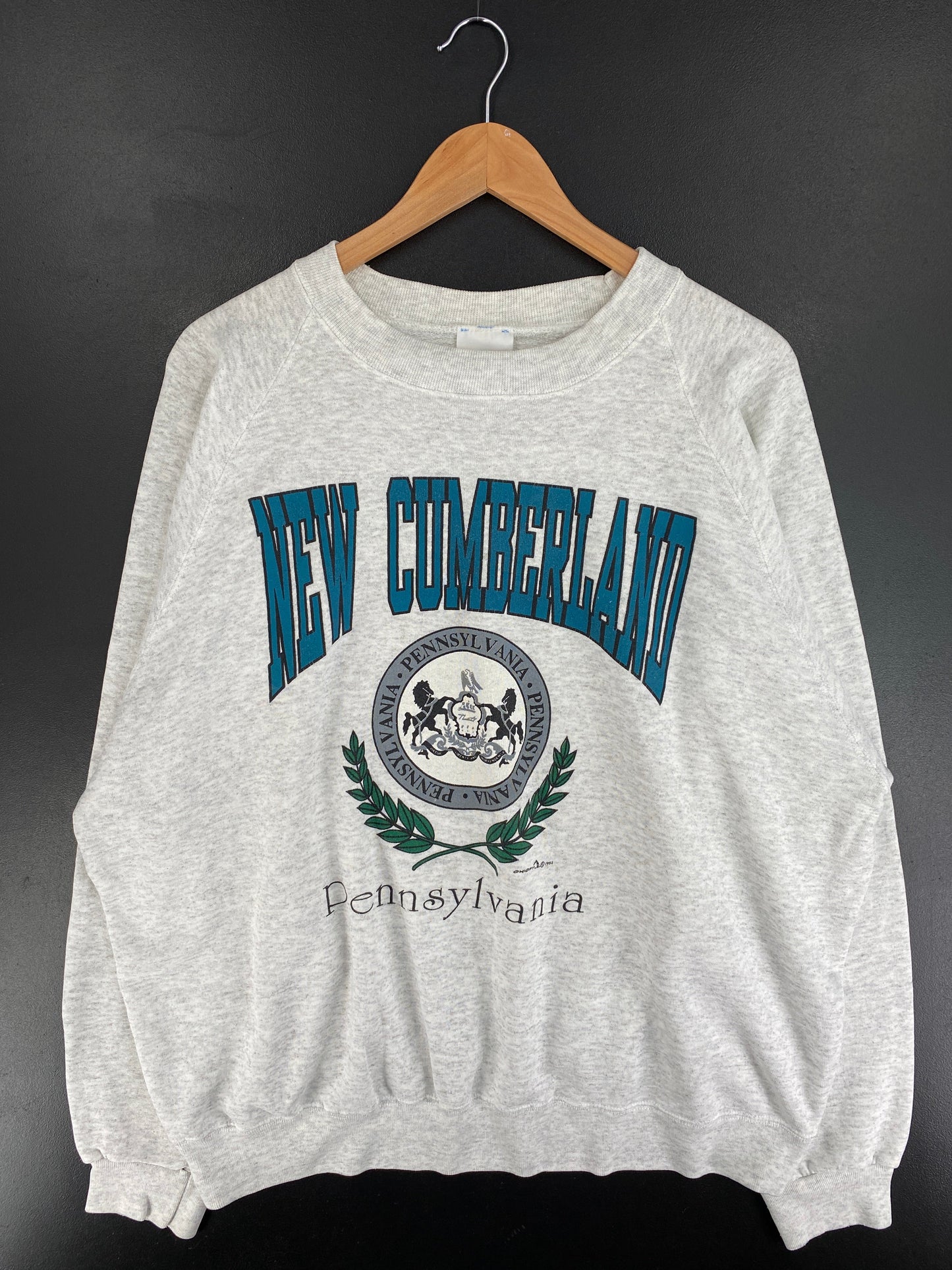 90's NEW CUMBERLAND Made in USA Size XXL Vintage College Sweat-shirt / G5454S