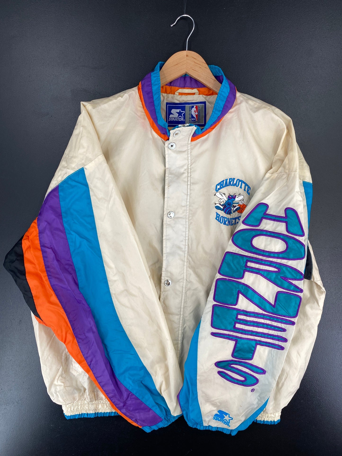 90’s STARTER x CHARLOTTE HORNETS Size XL NBA Nylon Jacket / F4542N