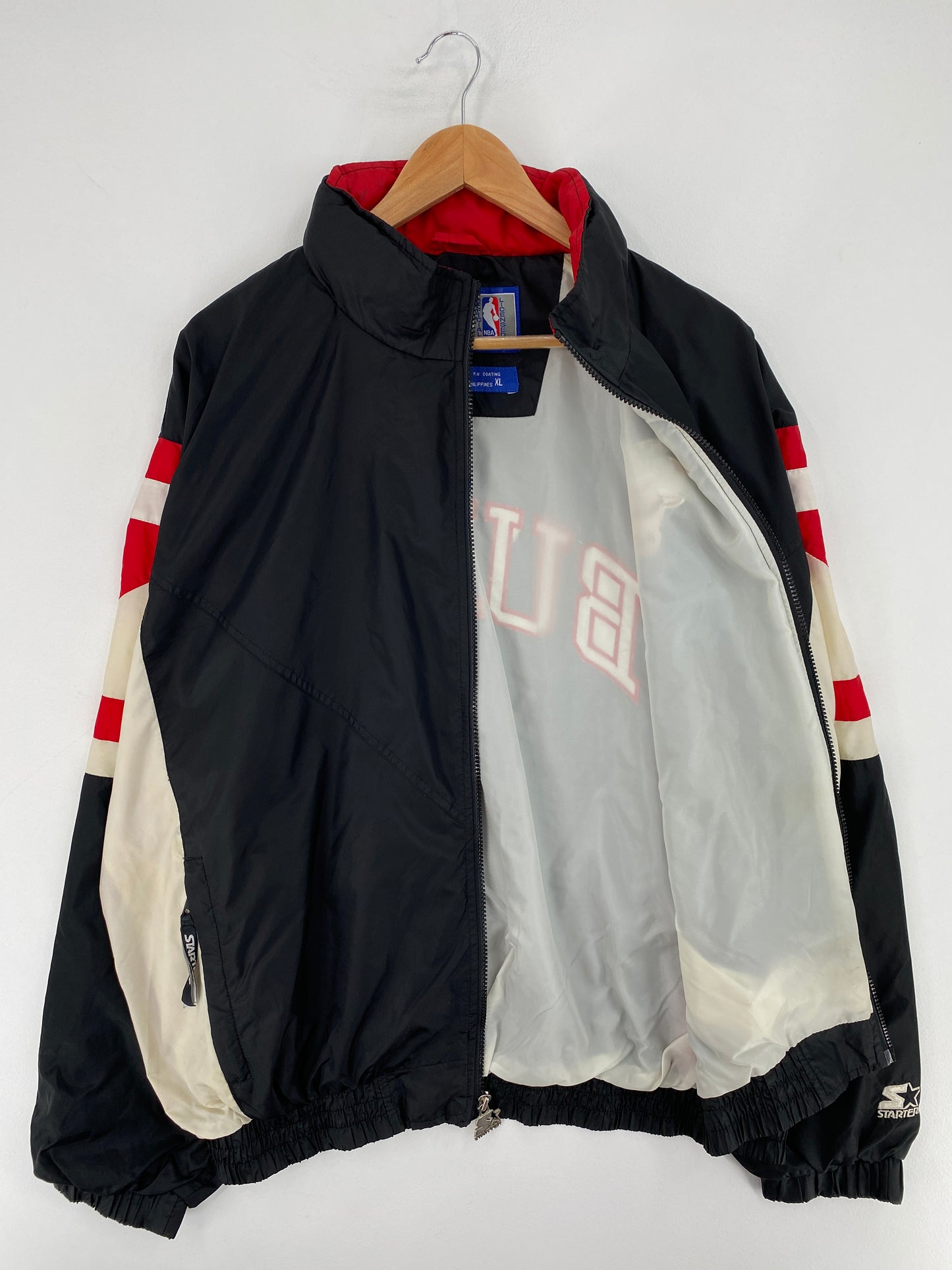 90’s STARTER X CHICAGO BULLS Size XL Vintage NBA Nylon Jacket / E9051N