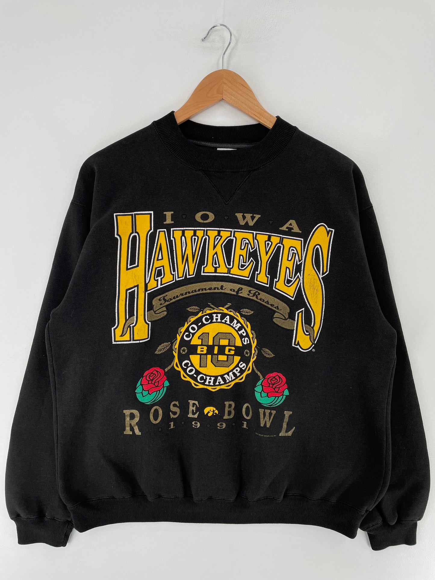 1991 IOWA HAWKEYES Size M Vintage College Sweat-Shirt / E7150S