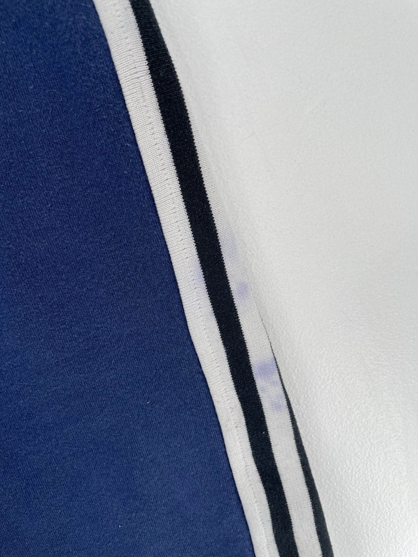 90’s ADIDAS Size XL Vintage Sweat-Shirt / G3982S