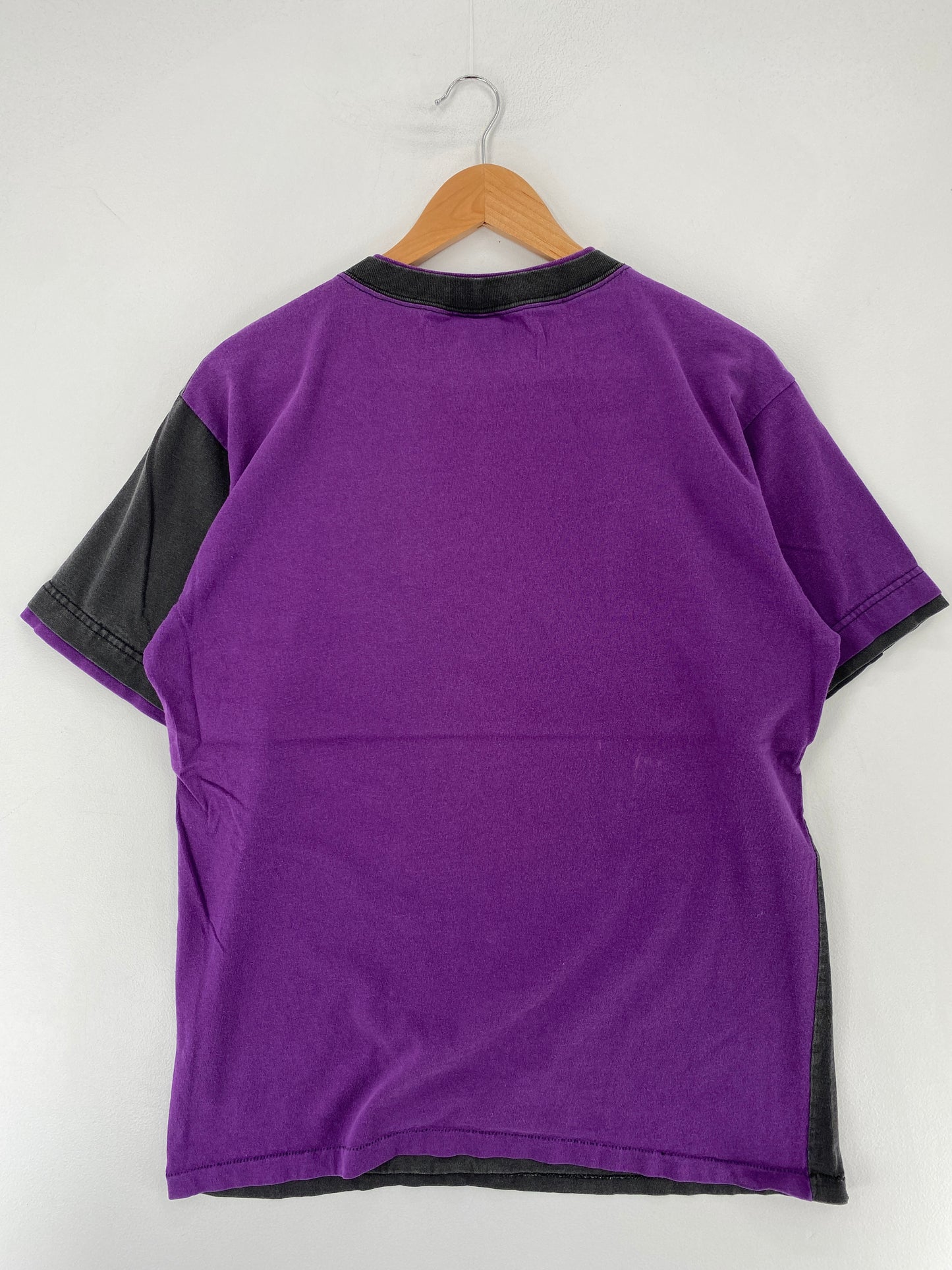 .90's LOS ANGELES LAKERS Made in USA Size L NBA T-shirt / E8458T