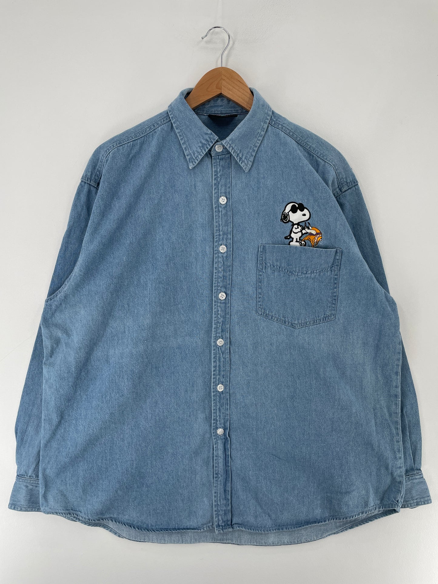 90’s SNOOPY x MINNESOTA VIKINGS Size XL Vintage NFL Button Down Shirt / E7243B