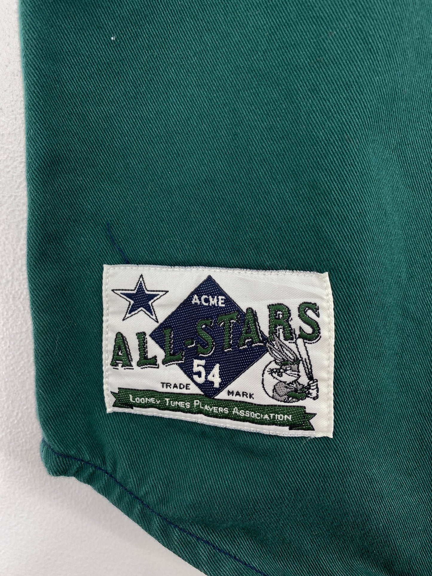 1995 LOONEY TUNES TWEETY Size XL Vintage Button-Up Shirt / E7956B