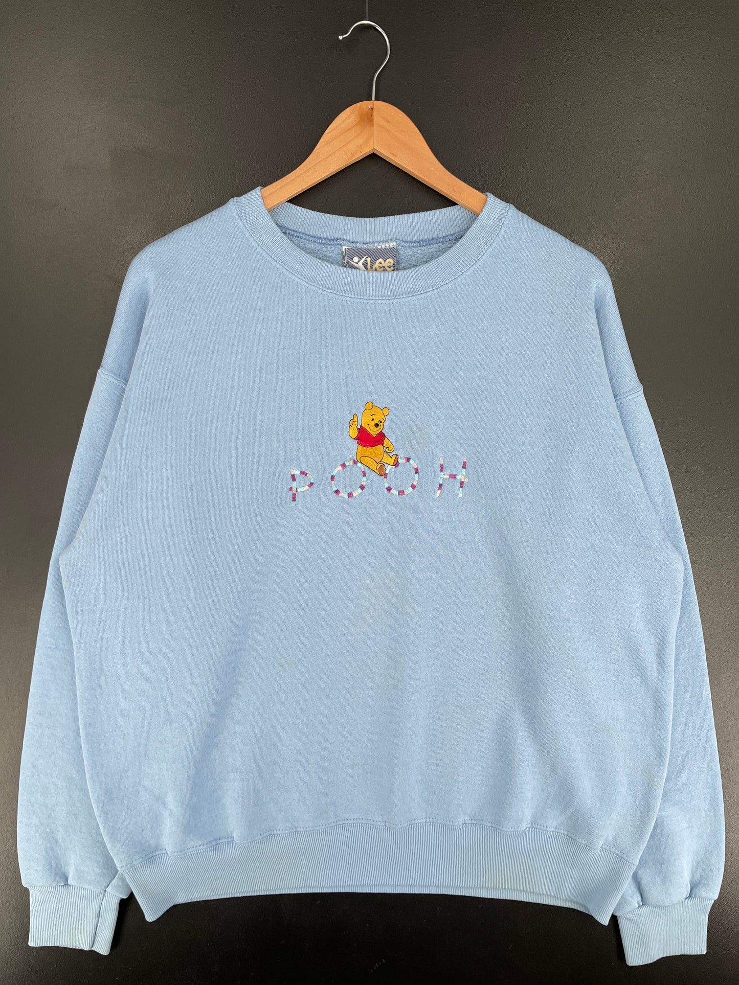 90’s DISNEY WINNIE THE POOH Made in USA Size L Vintage Sweat-shirt / E8411S