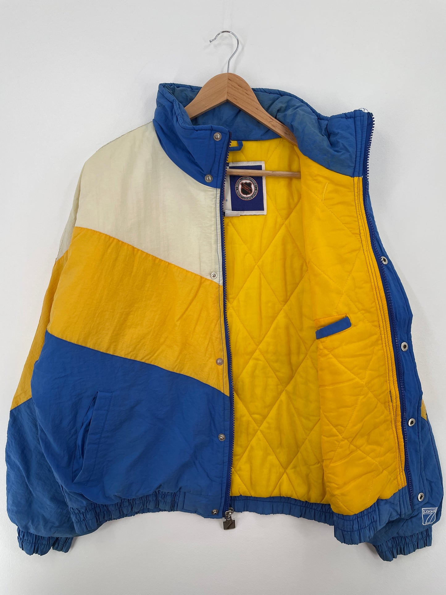 90’s ST. LOUIS BLUES Size XL NFL Padded Nylon Jacket / F4726J