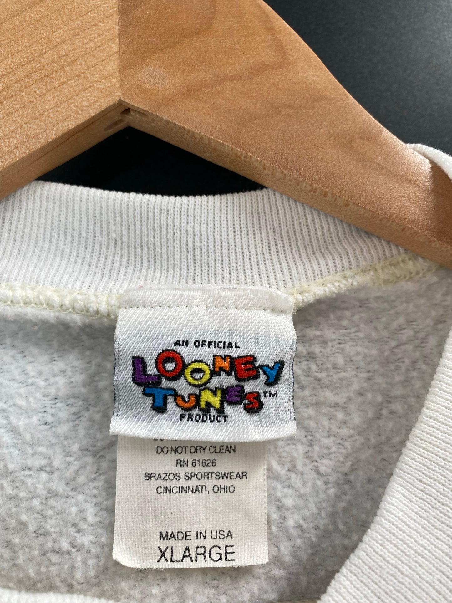 1996 LOONEY TUNES TWEETY Made in USA Size XL Vintage Sweat-shirt / G6829S