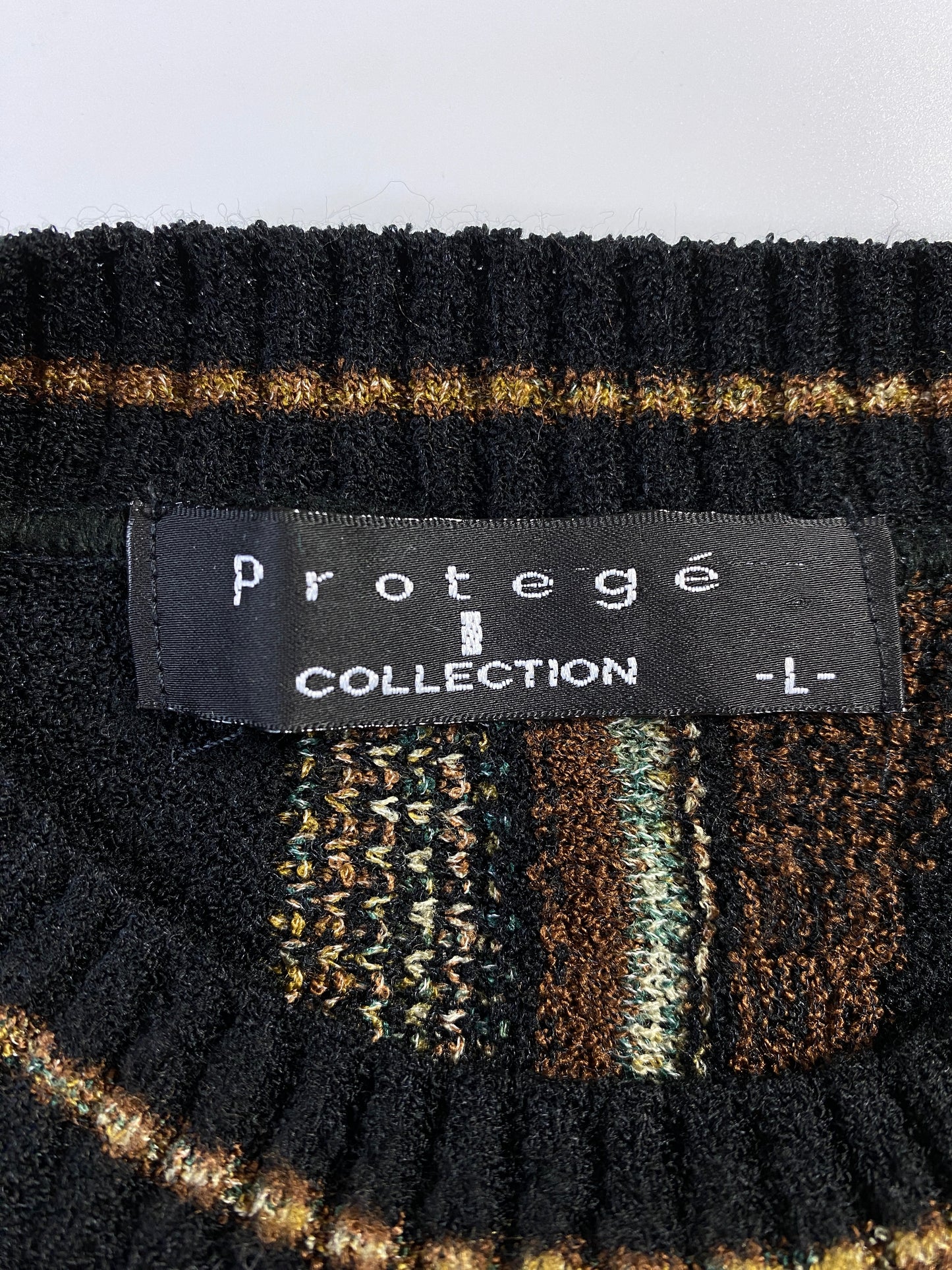 Vintage 3D COOGI-Style Size L Acrylic Knit Sweater / F254K