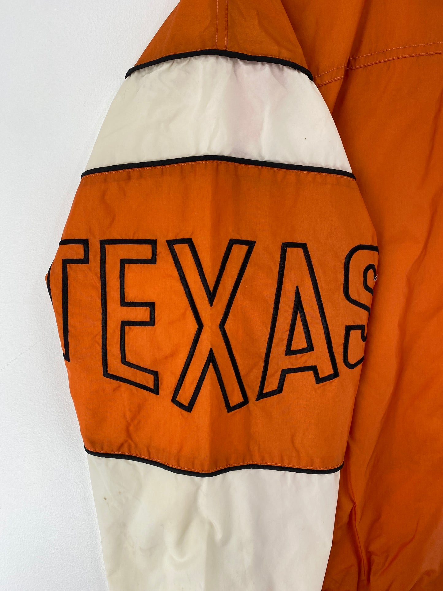 90’s STARTER x UNIVERSITY OF TEXAS Size L Vintage College Zip Up Nylon Jacket / E7218N