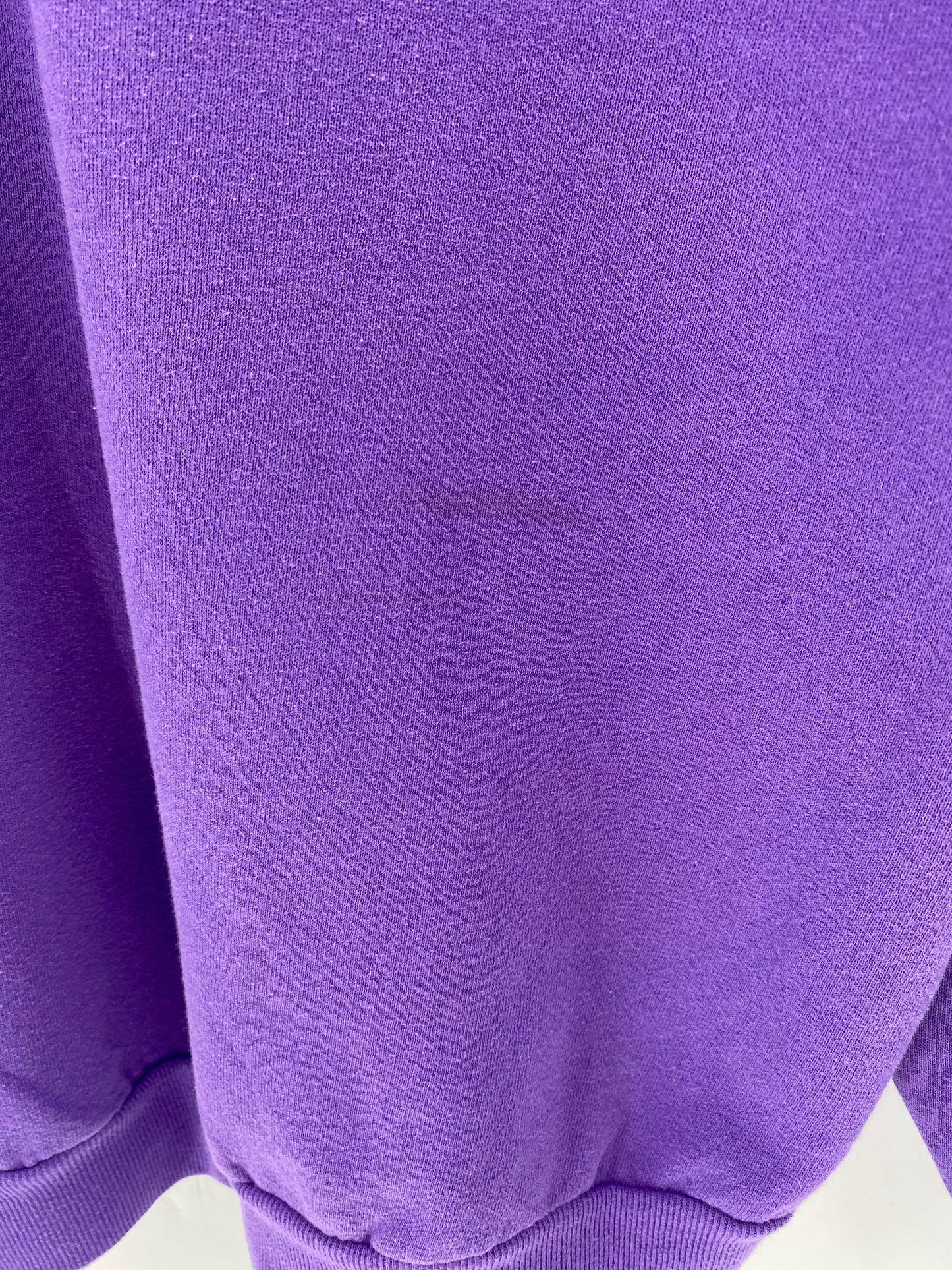 00’ DISNEY WINNIE THE POOH Made in USA Size XL Vintage Sweat-shirt / K2352