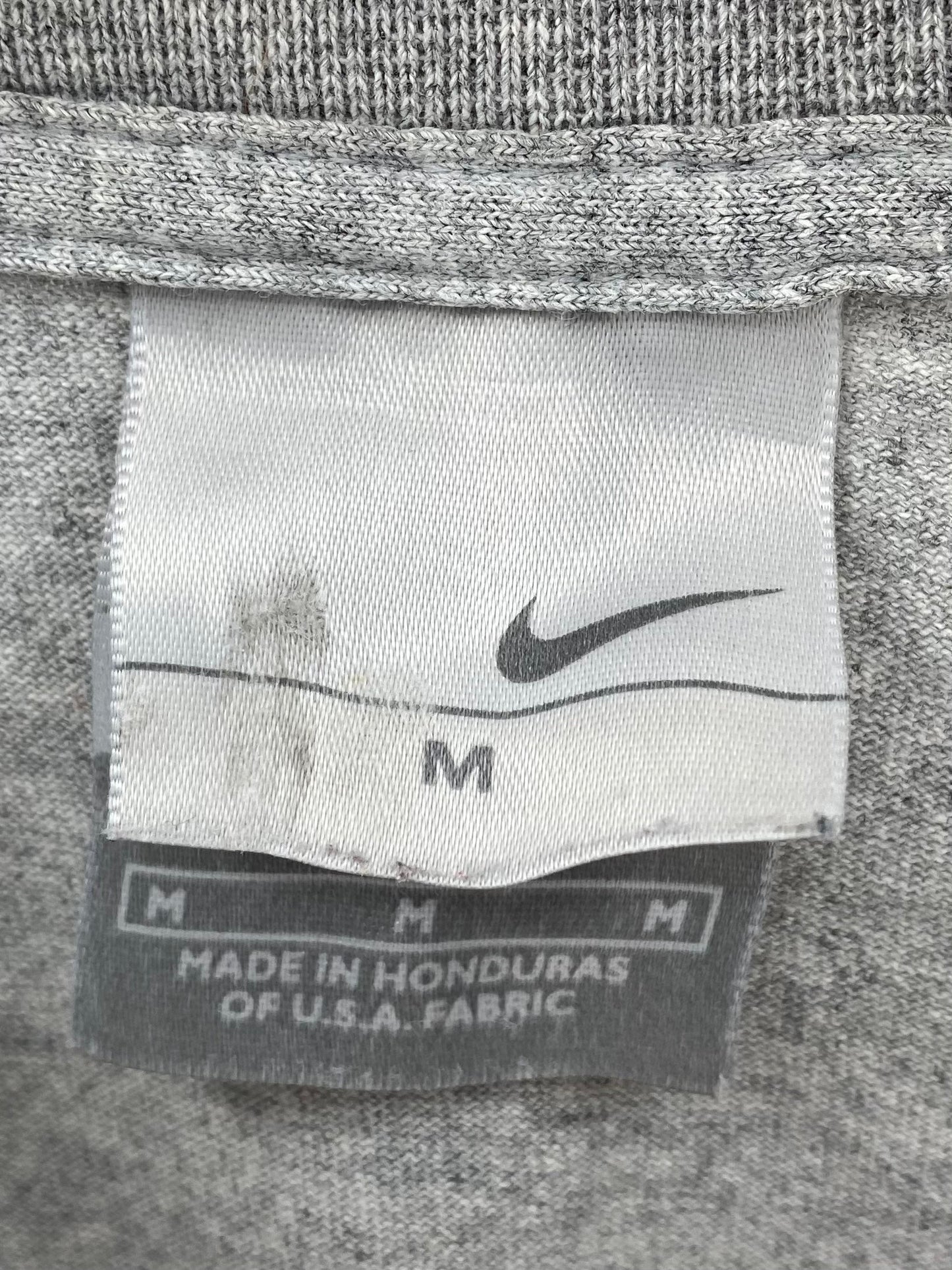 00’ NIKE Size M Vintage T-Shirt / A8375