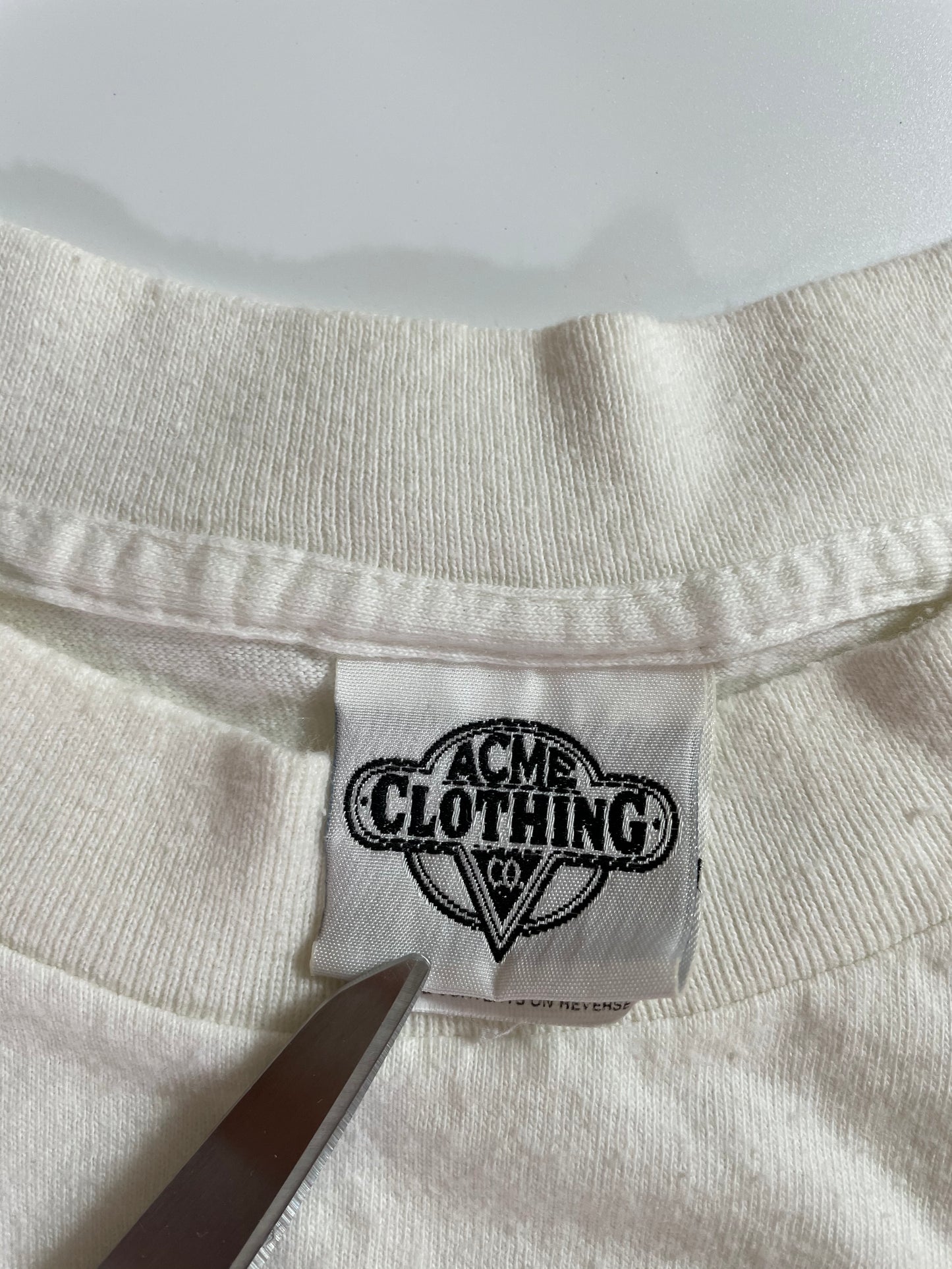 1991 LOONY TUNES TWEETY Made in USA Size XL Vintage T-Shirt / 9199