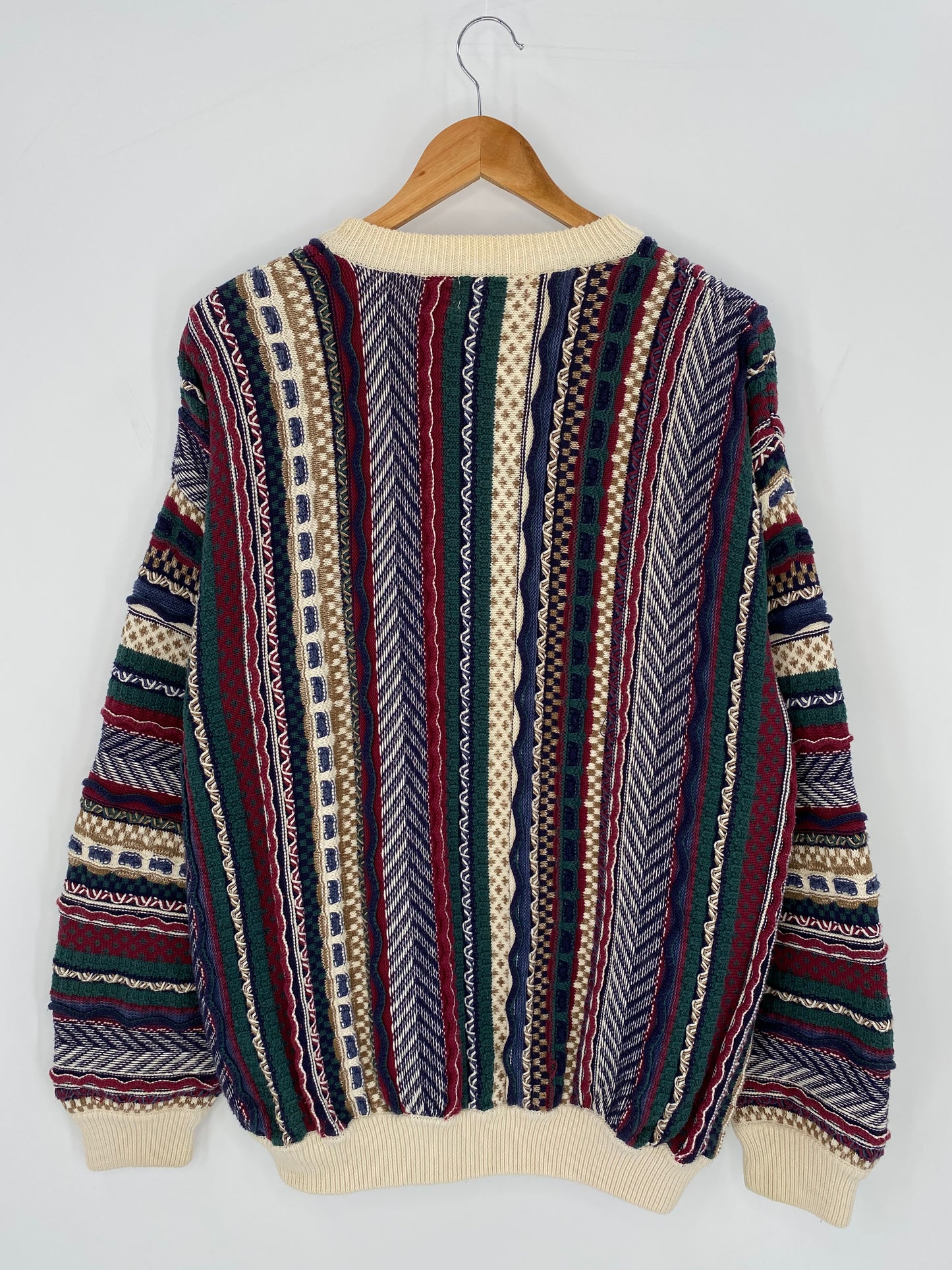 Vintage 3D Coogi-Style Size XL Knit Sweater / 9449
