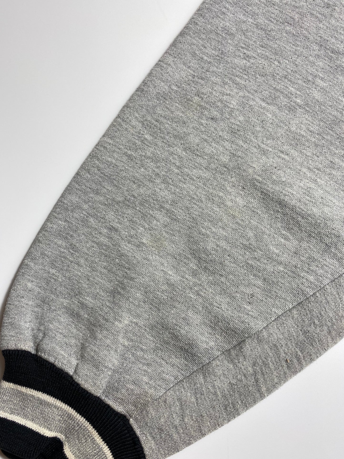 90’s CHICAGO BULLS Size L Vintage NBA Sweat shirt / K558