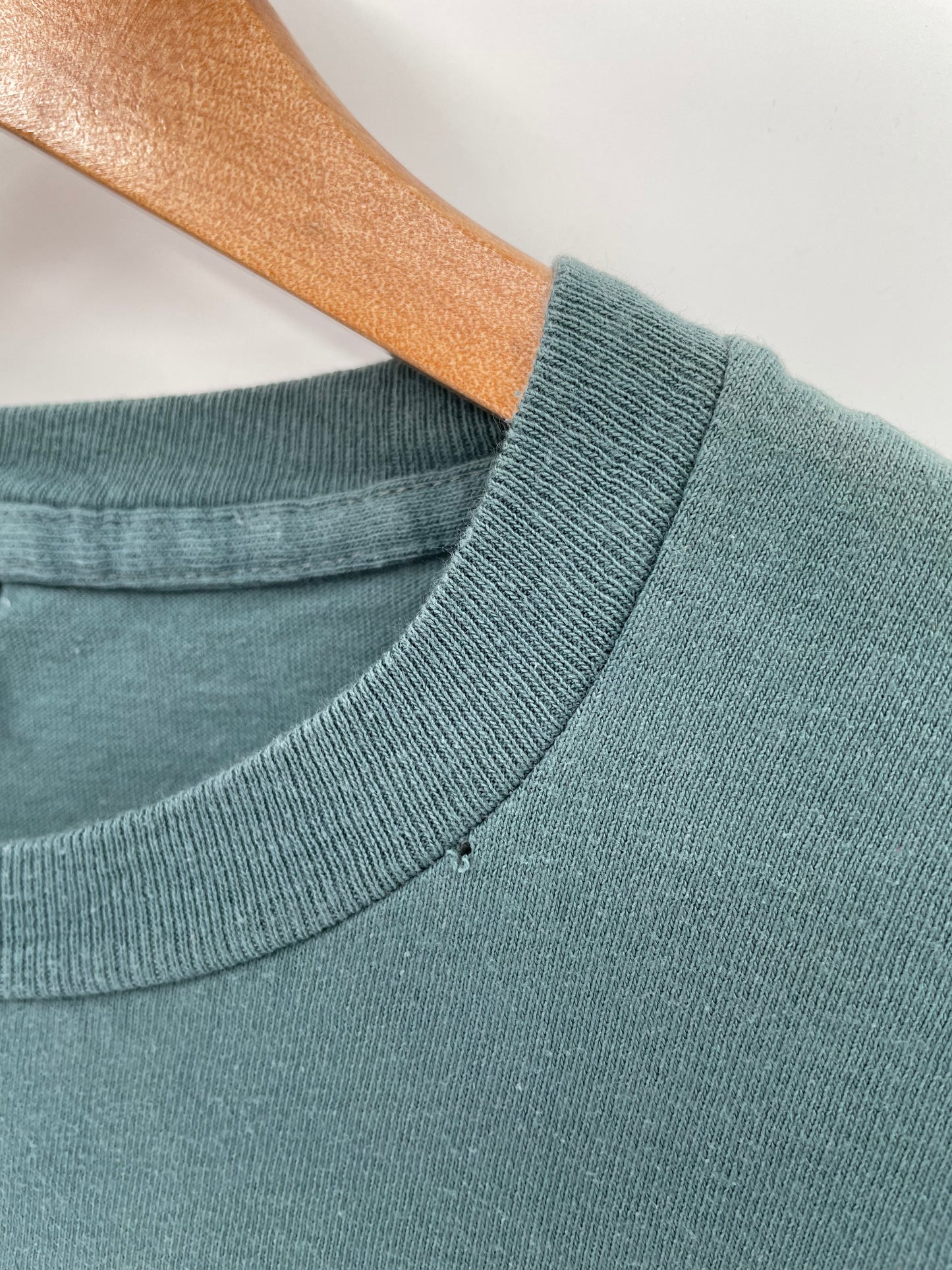 1996 LOONEY TUNES TAZ Made in USA Size L Vintage T-Shirt / E5710T