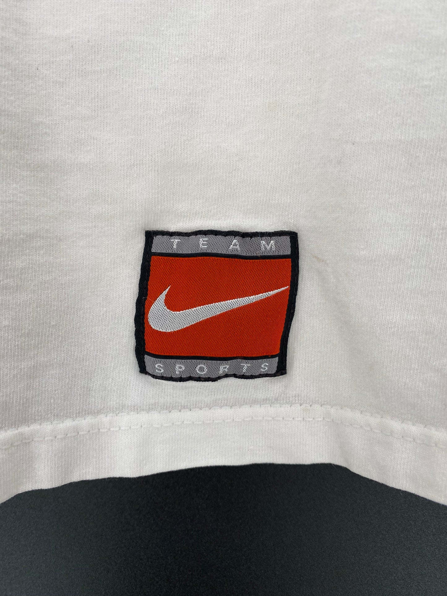 90’s NIKE UCONN BASKETBALL Made in USA Size L Vintage T-shirt /9408