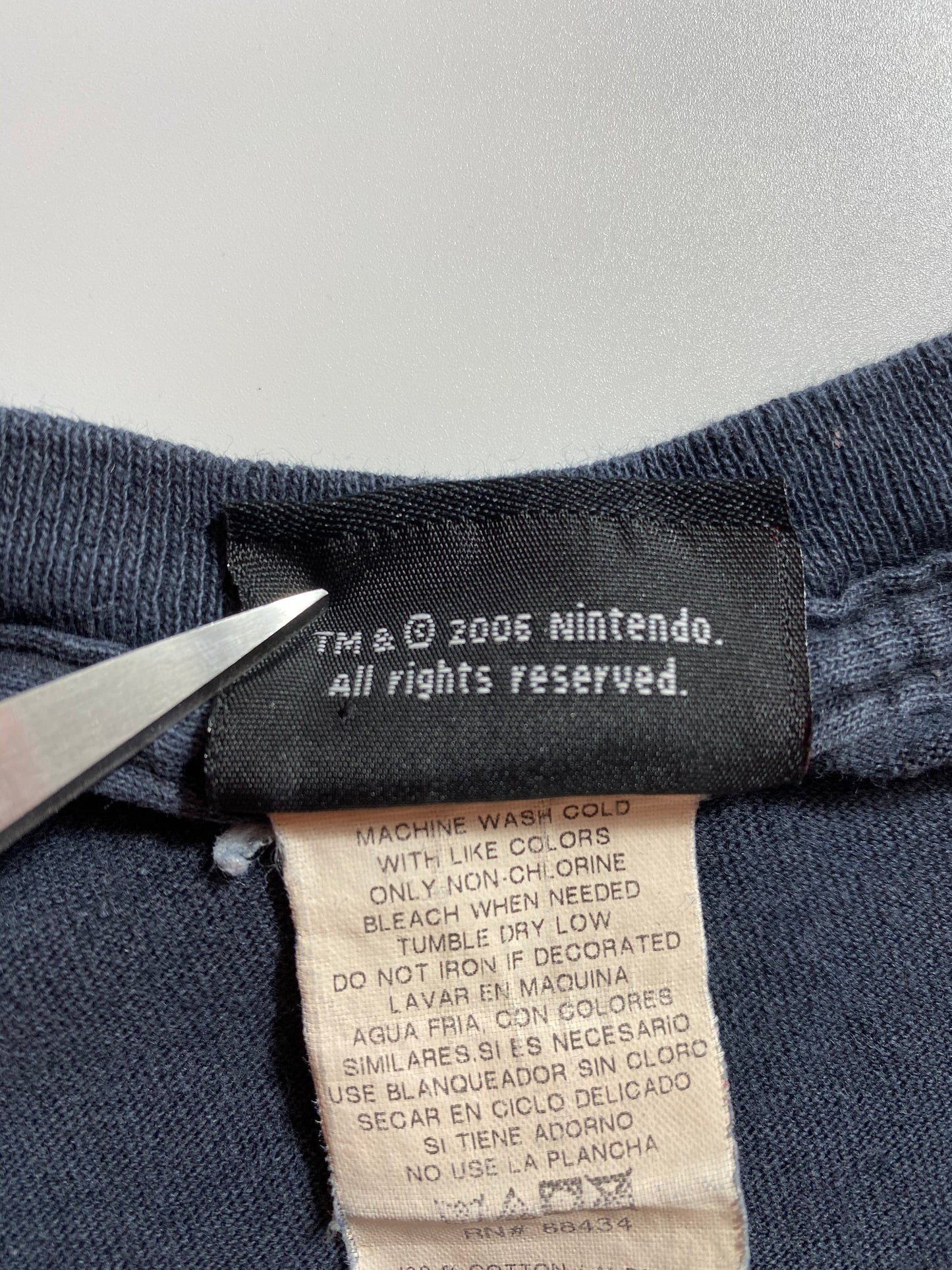 2006 NINTENDO MARIO Size XL Vintage T-shirt / E367