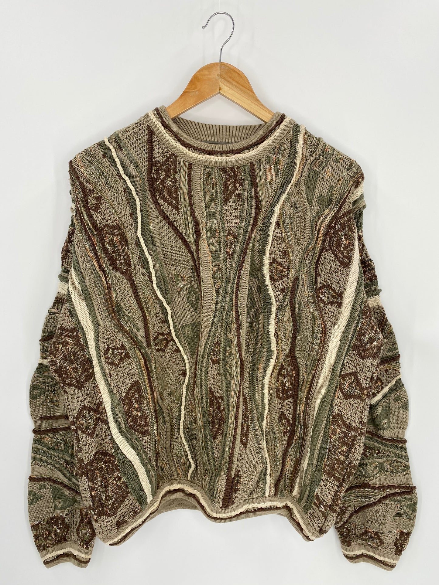 Vintage 3D Coogi-Style Size L Knit Sweater / 7038