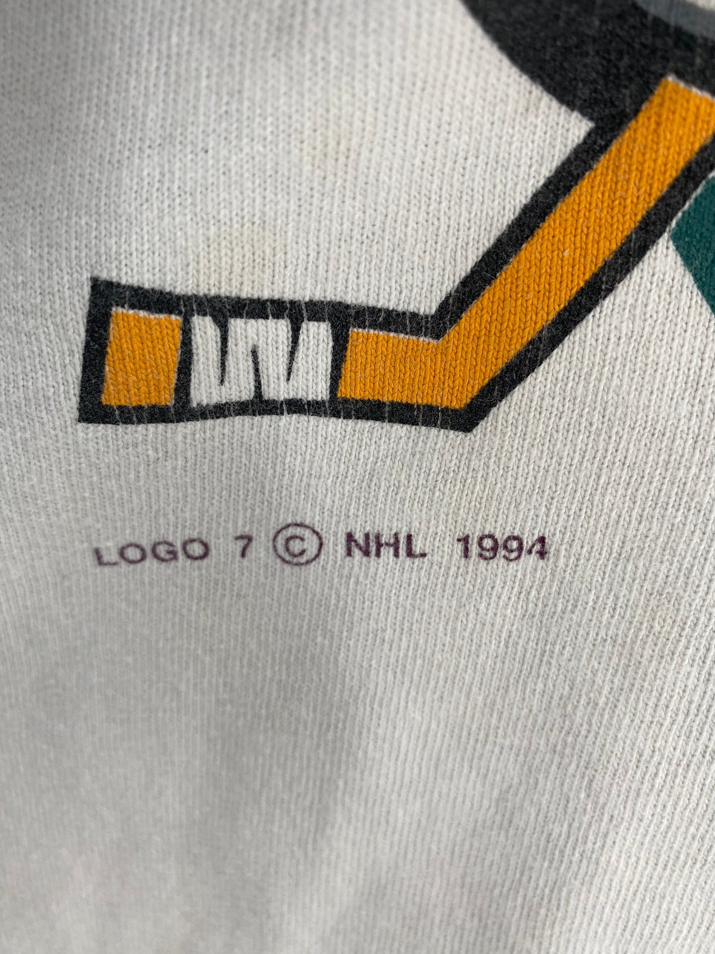 1994 ANAHEIM MICHTY DUCKS Size No Tag (Approx.XL) NHL T-Shirt / A9397
