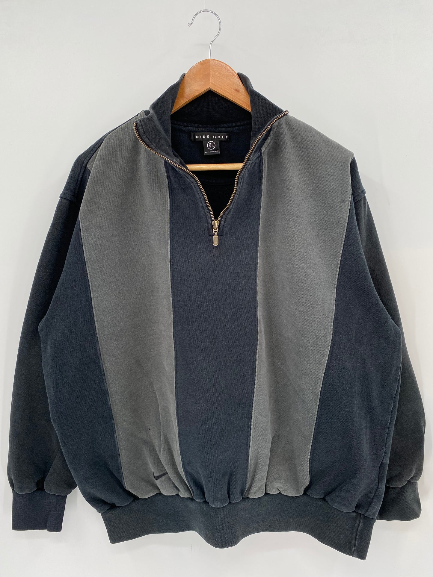 Vintage NIKE GOLF Size XL Half-zip Sweat-Shirt / K3654