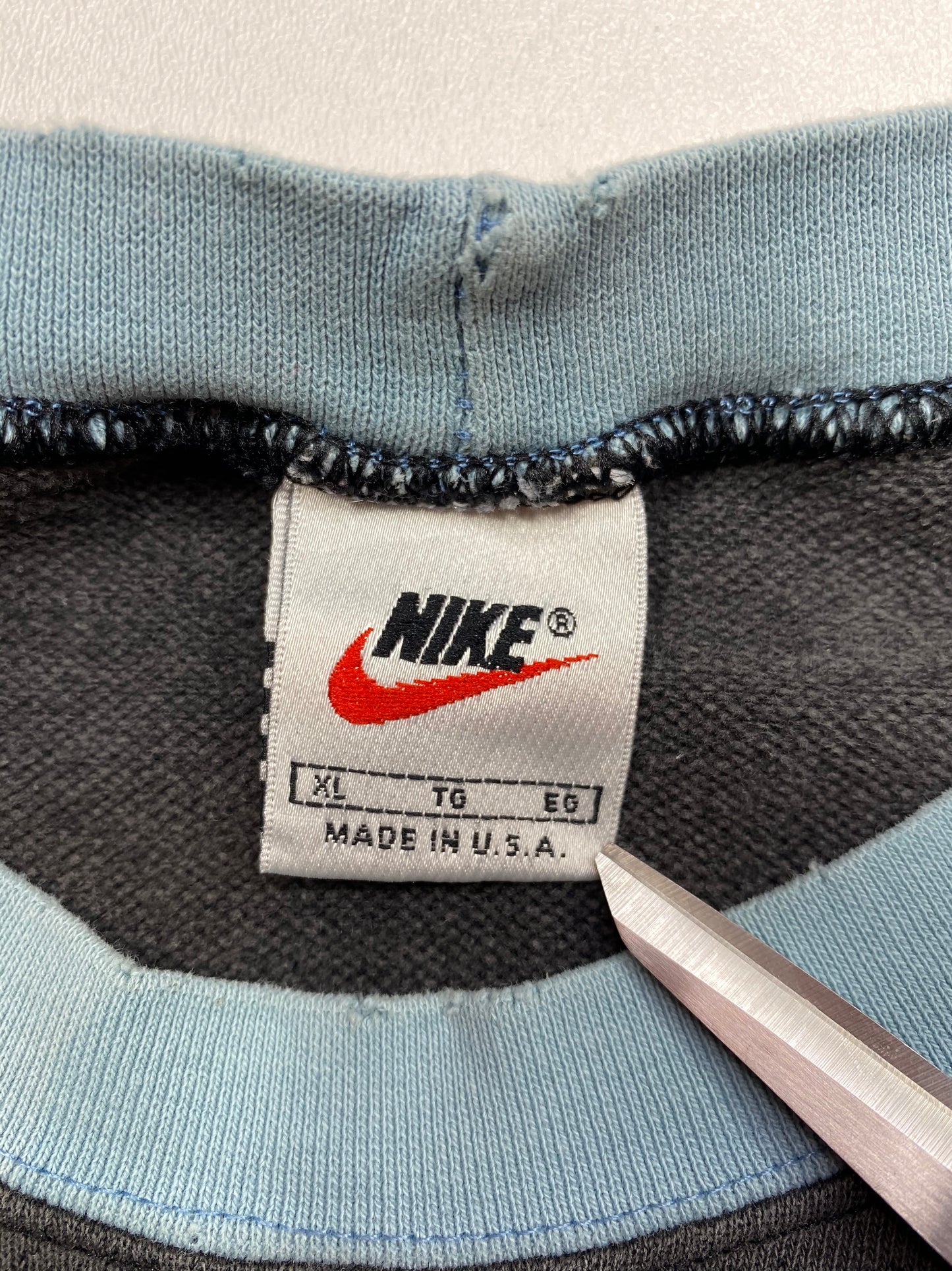 90’s NIKE Center Swoosh Made in USA Size XL Vintage Sweat-Shirt / 5670