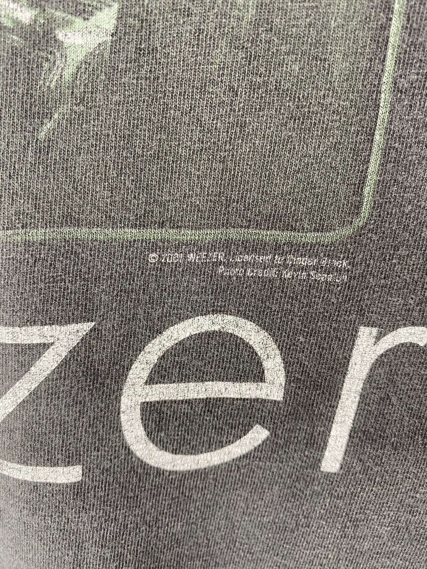 .2001 WEEZER Size No Tag (Approx. L) Vintage Music T-shirt / E36