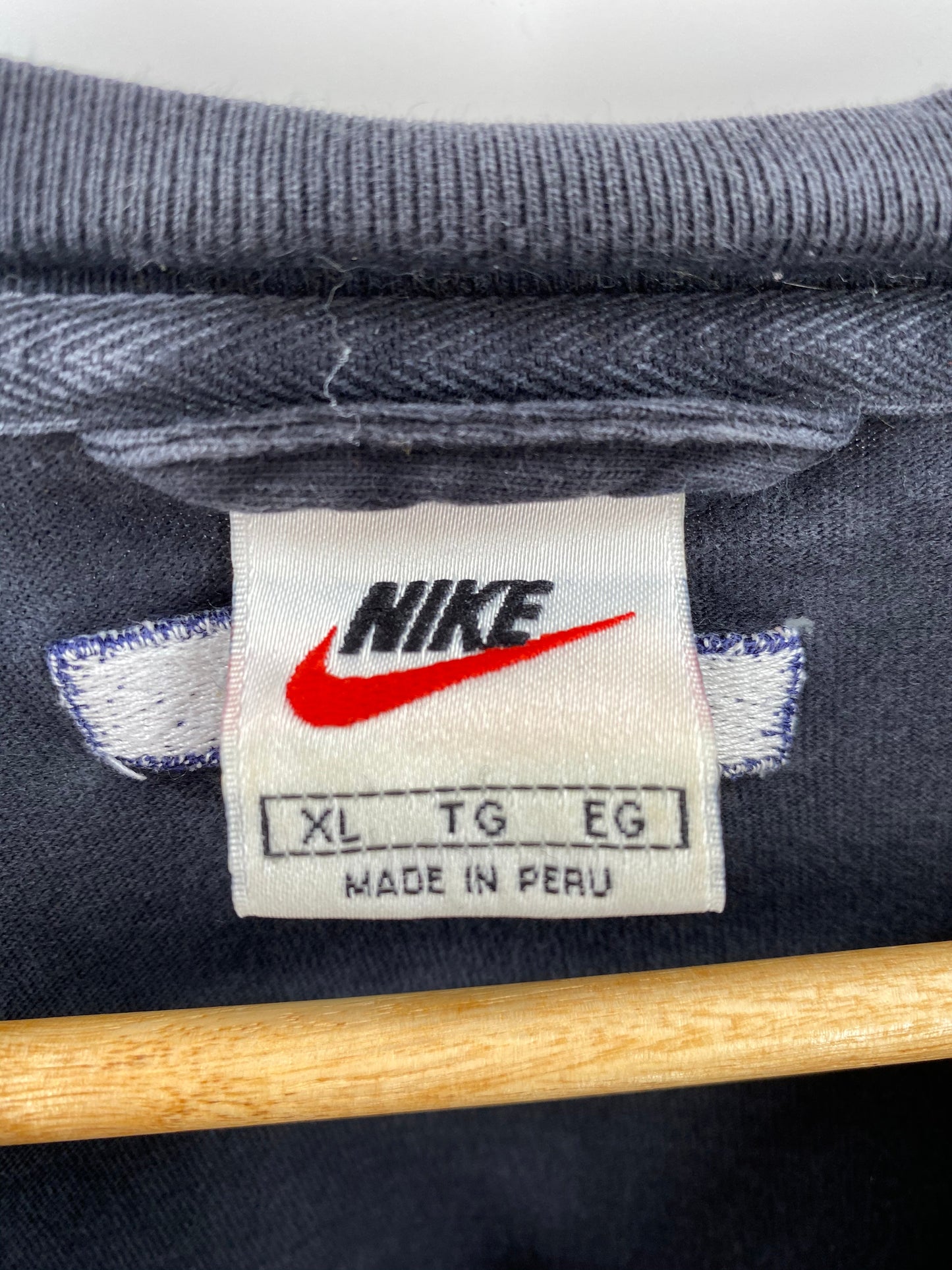 90’s NIKE CENTER SWOOSH Size XL Vintage Long Sleeve T-Shirt / K7399