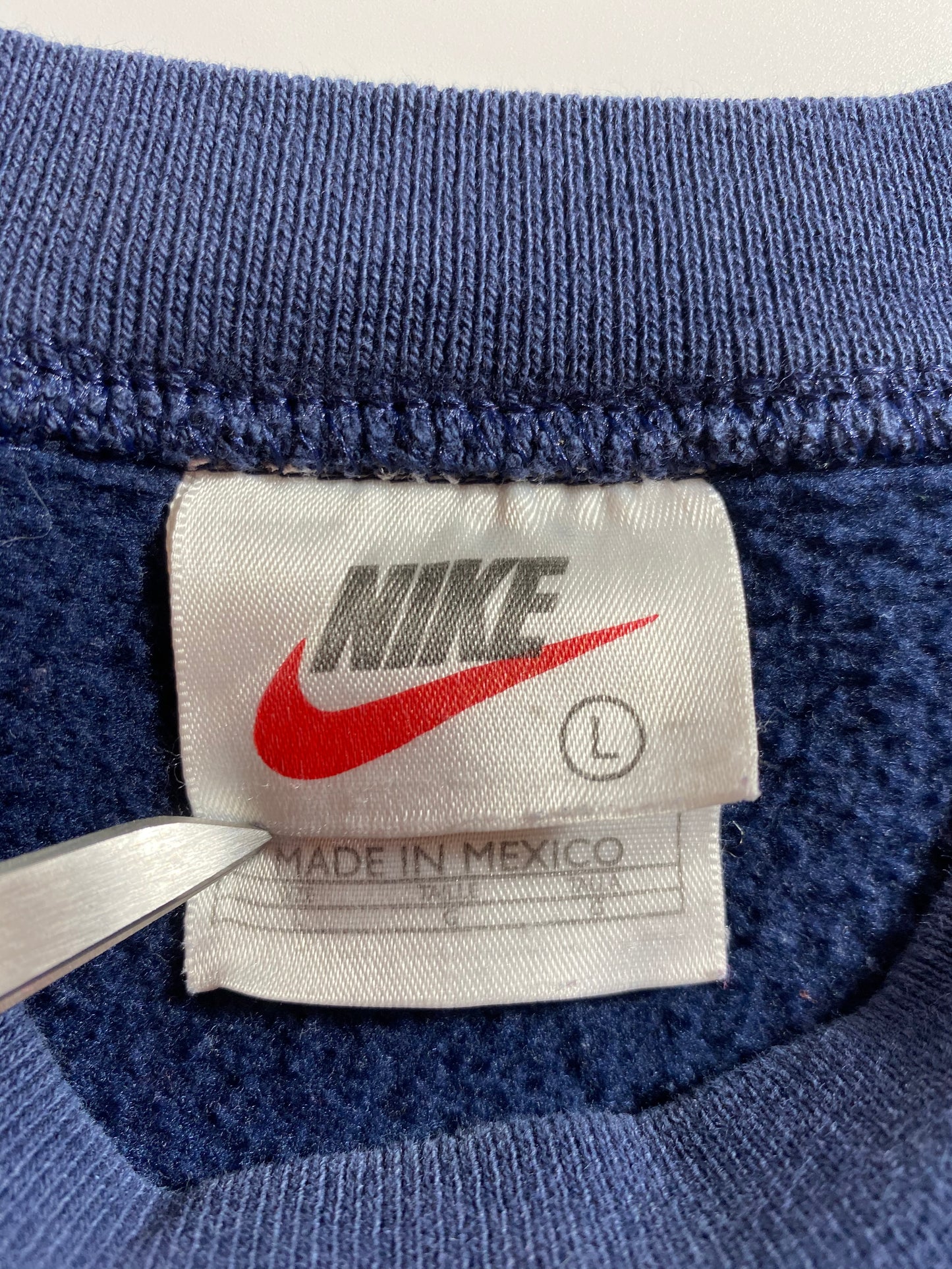 90’s NIKE Mini Swoosh Size L Vintage Sweat-shirt /8908
