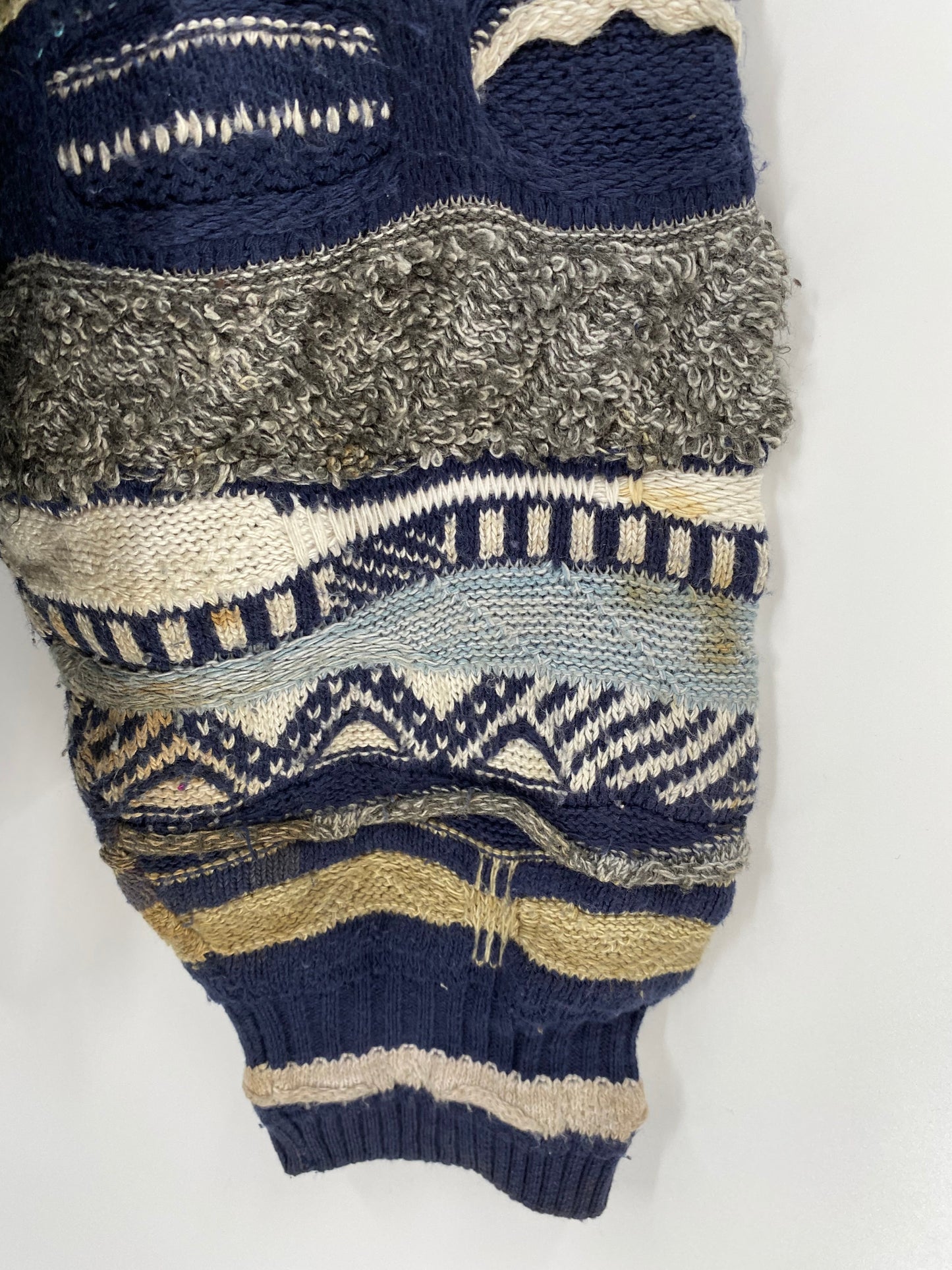 Vintage 3D COOGI- Style Size L Knit Sweater / A2563