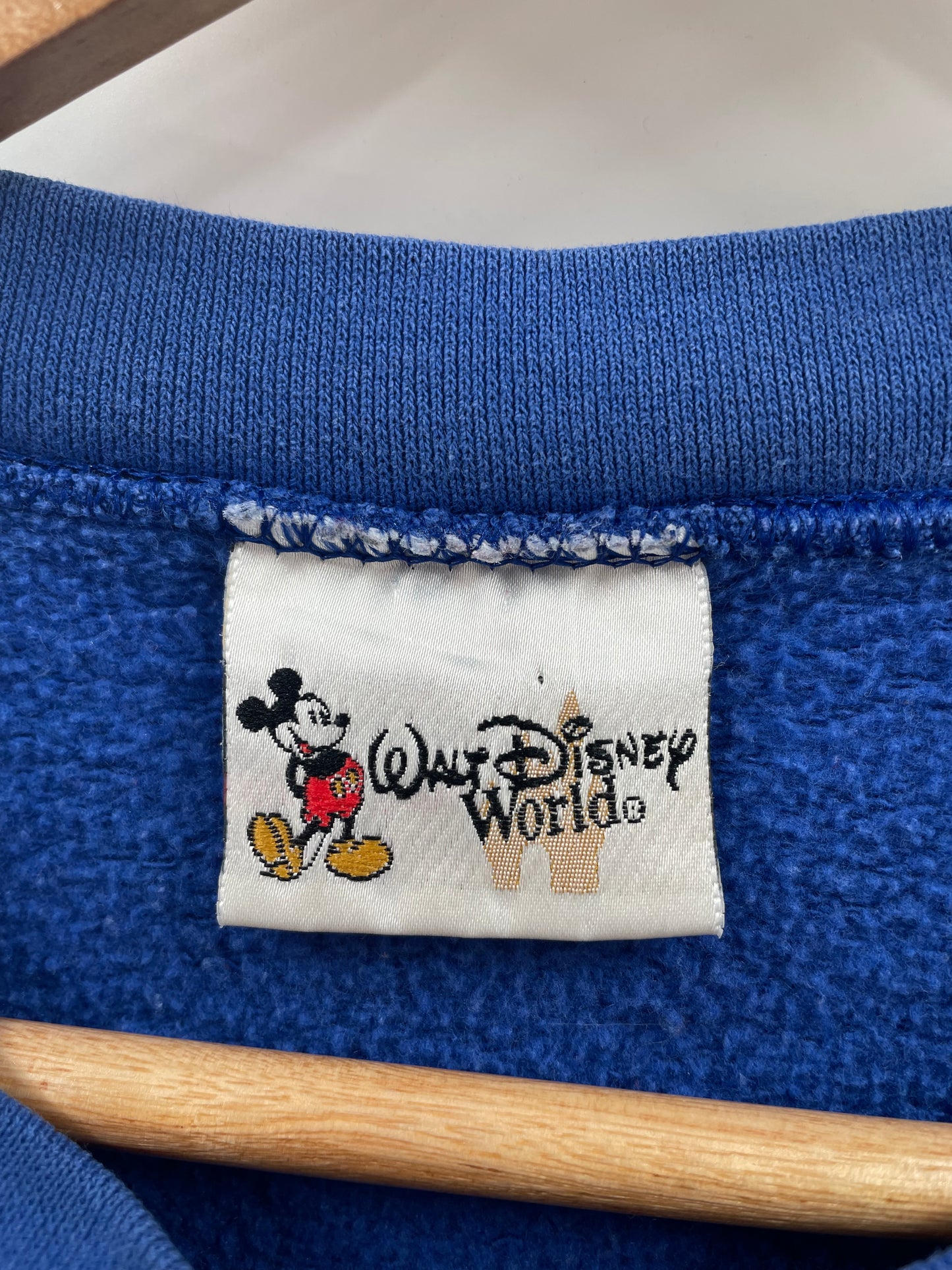 00’ WALT DISNEY WORLD Approx. Size L Vintage Sweat-shirt / K3269