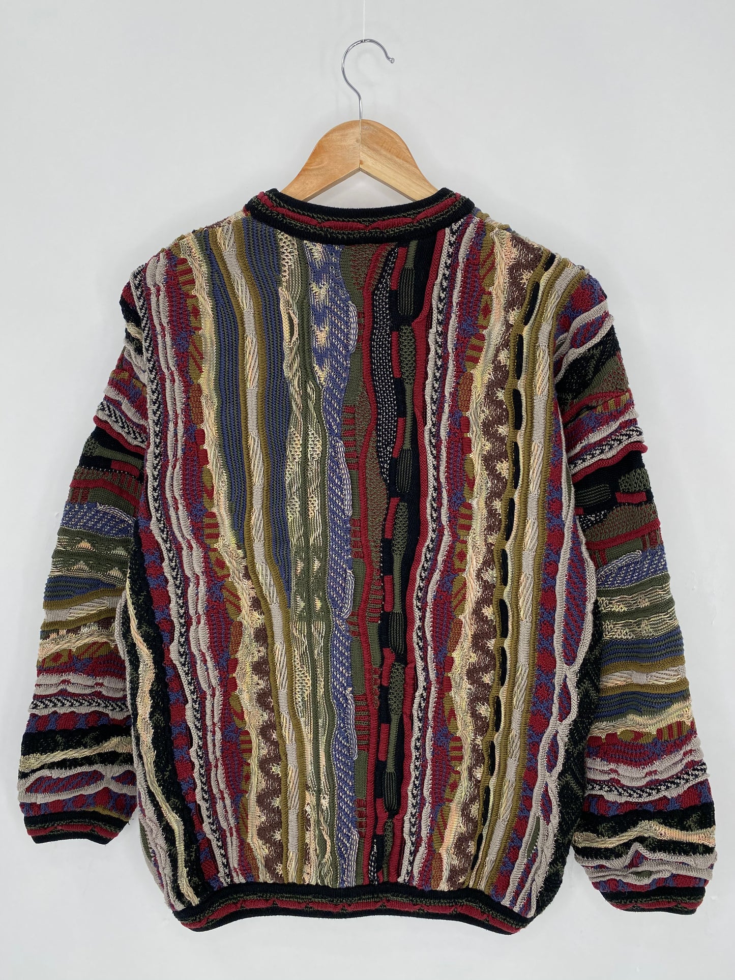 Vintage 3D Coogi-Style Size M Knit Sweater / 6317