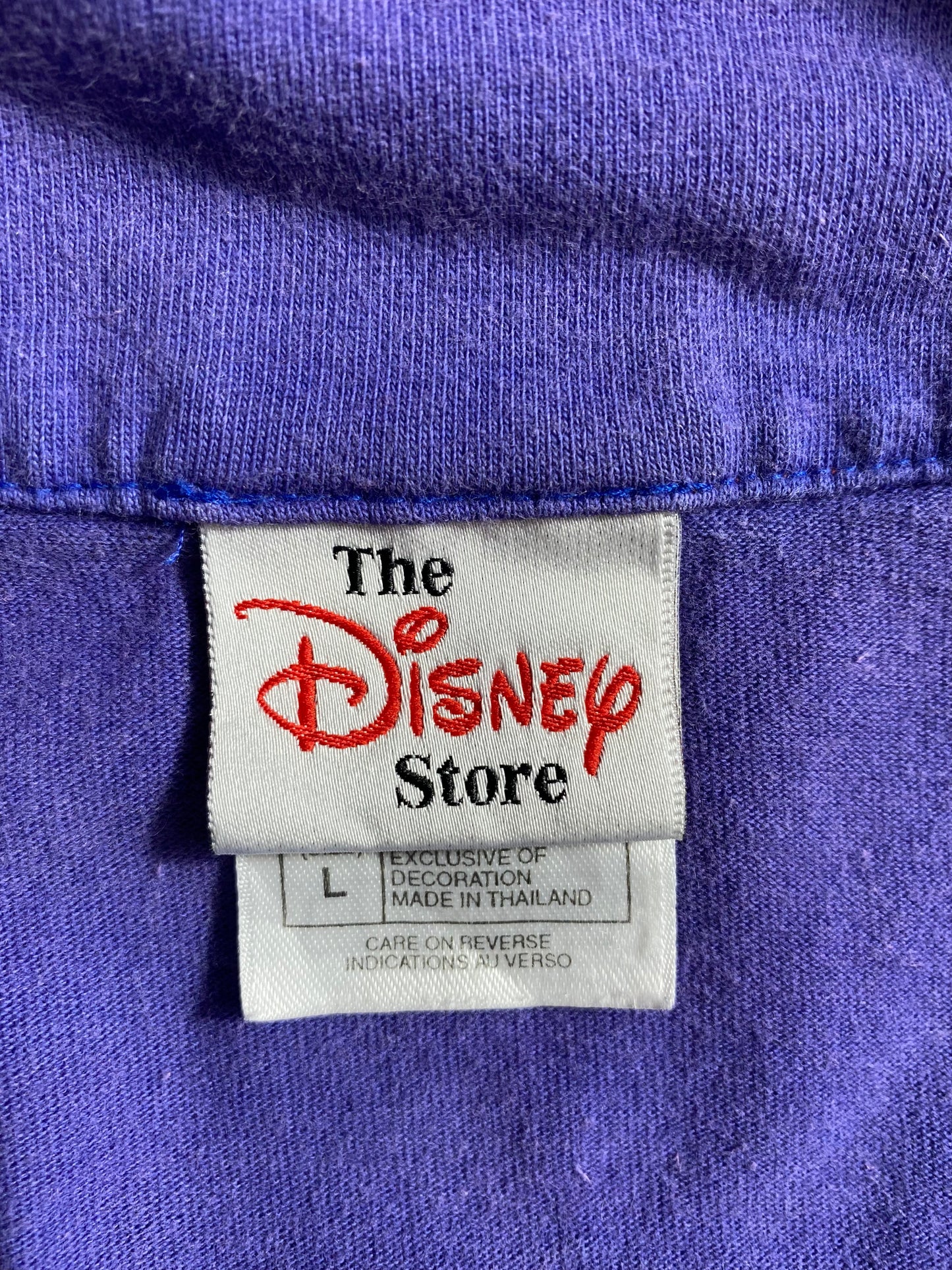 00' WINNIE THE POOH Size L Vintage DOWN BUTTON T-Shirts / K3830