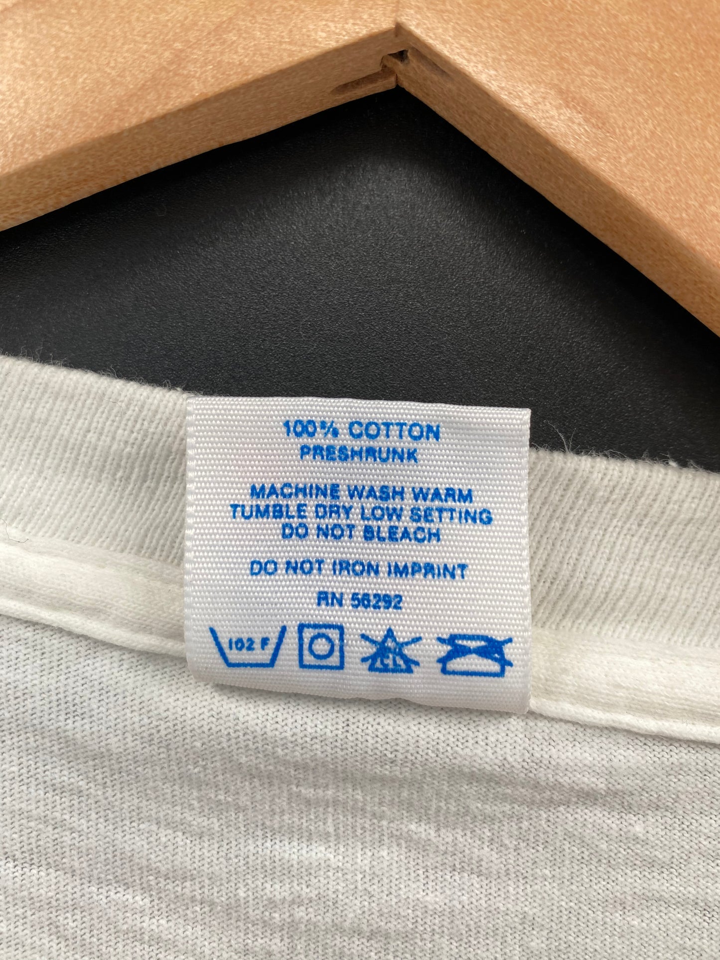 1993 LOONEY TUNES SUPER BOWL XXVII DALLAS COWBOYS Made in USA Size L Vintage T-shirt / K4072