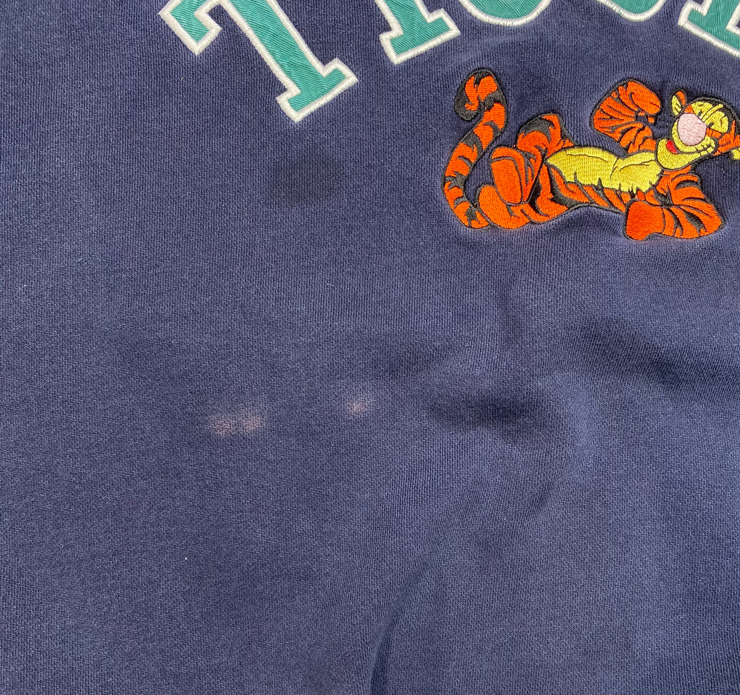 00’ Disney Tigger Size Approx.L Vintage Sweat-Shirt / 5356