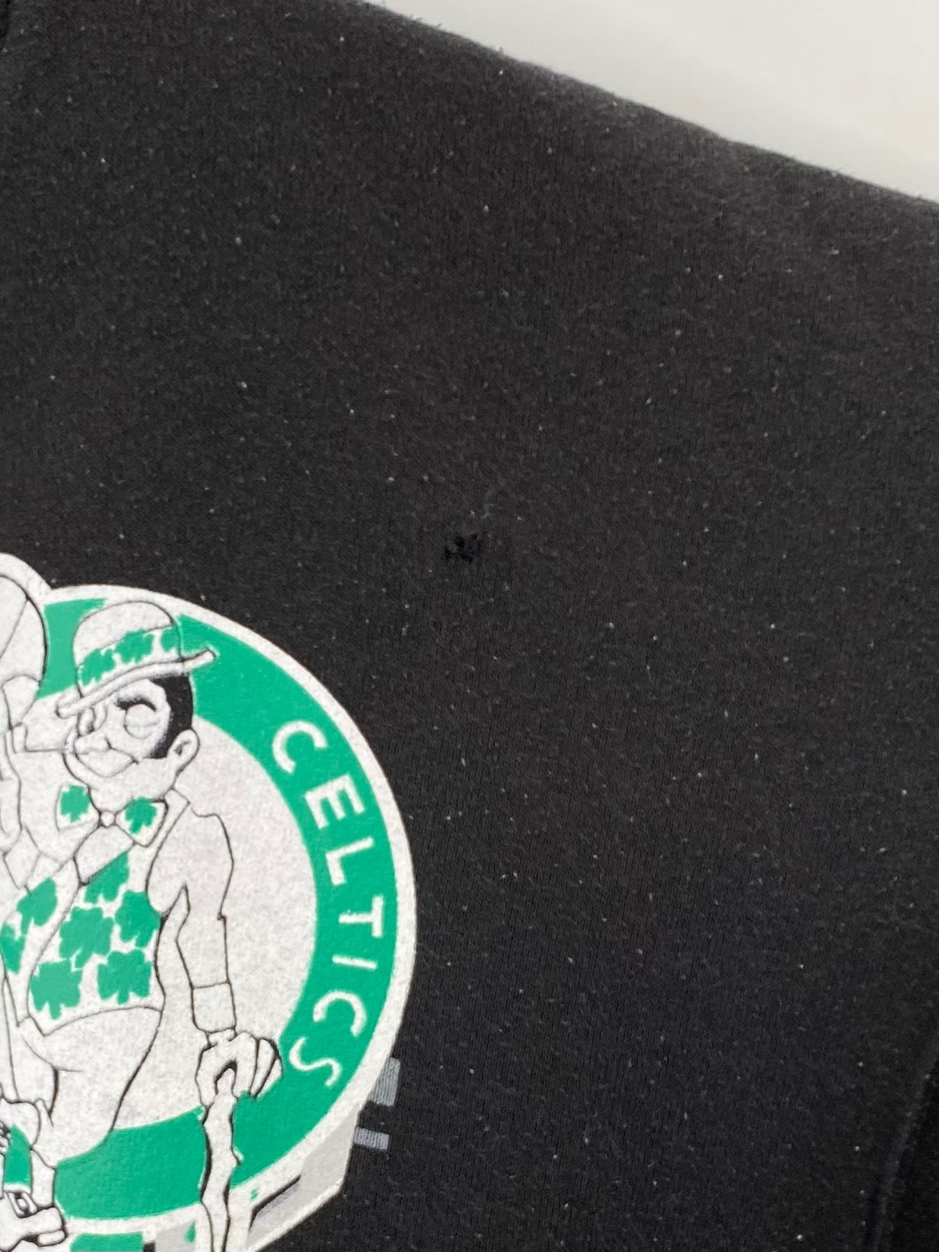 90’s BOSTON CELTICS Made in USA Size XL Vintage NBA Hi Neck Rib Sweat-shirt / K7591